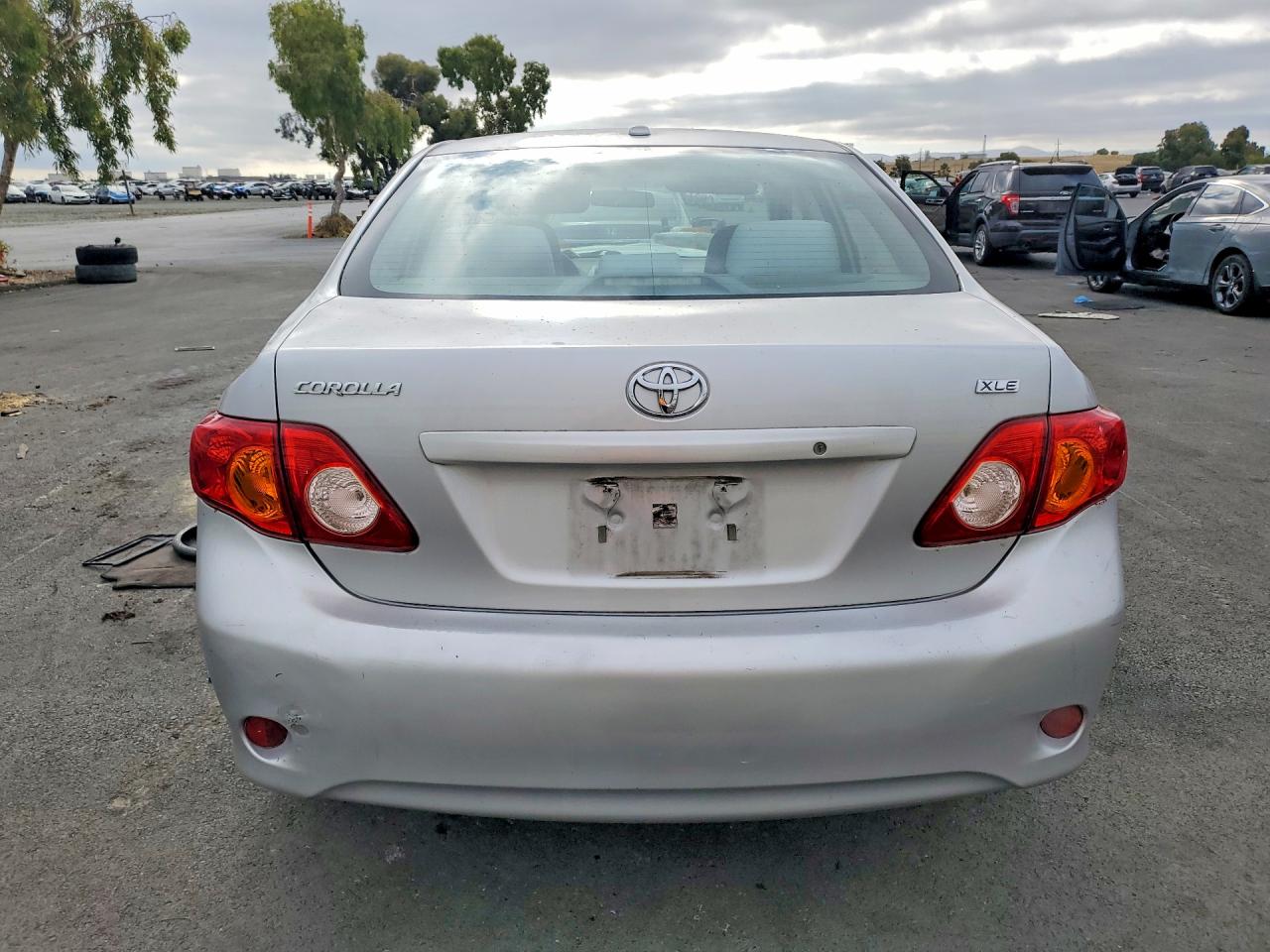 2009 Toyota Corolla Xle Silver vin: 1NXBU40E29Z034703