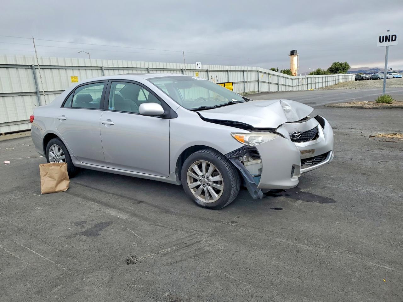 2009 Toyota Corolla Xle Silver vin: 1NXBU40E29Z034703