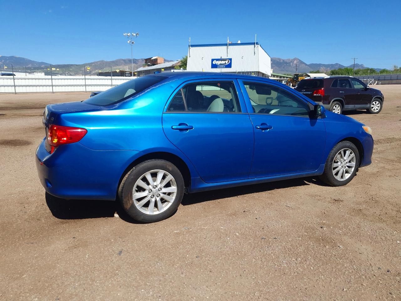 2009 Toyota Corolla Le Blue vin: 1NXBU40E29Z037990