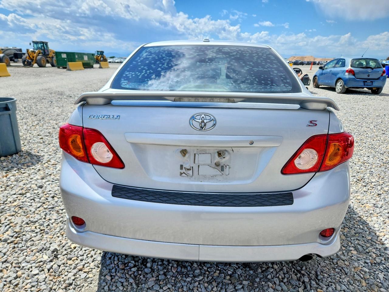 2009 Toyota Corolla S Silver vin: 1NXBU40E29Z047564
