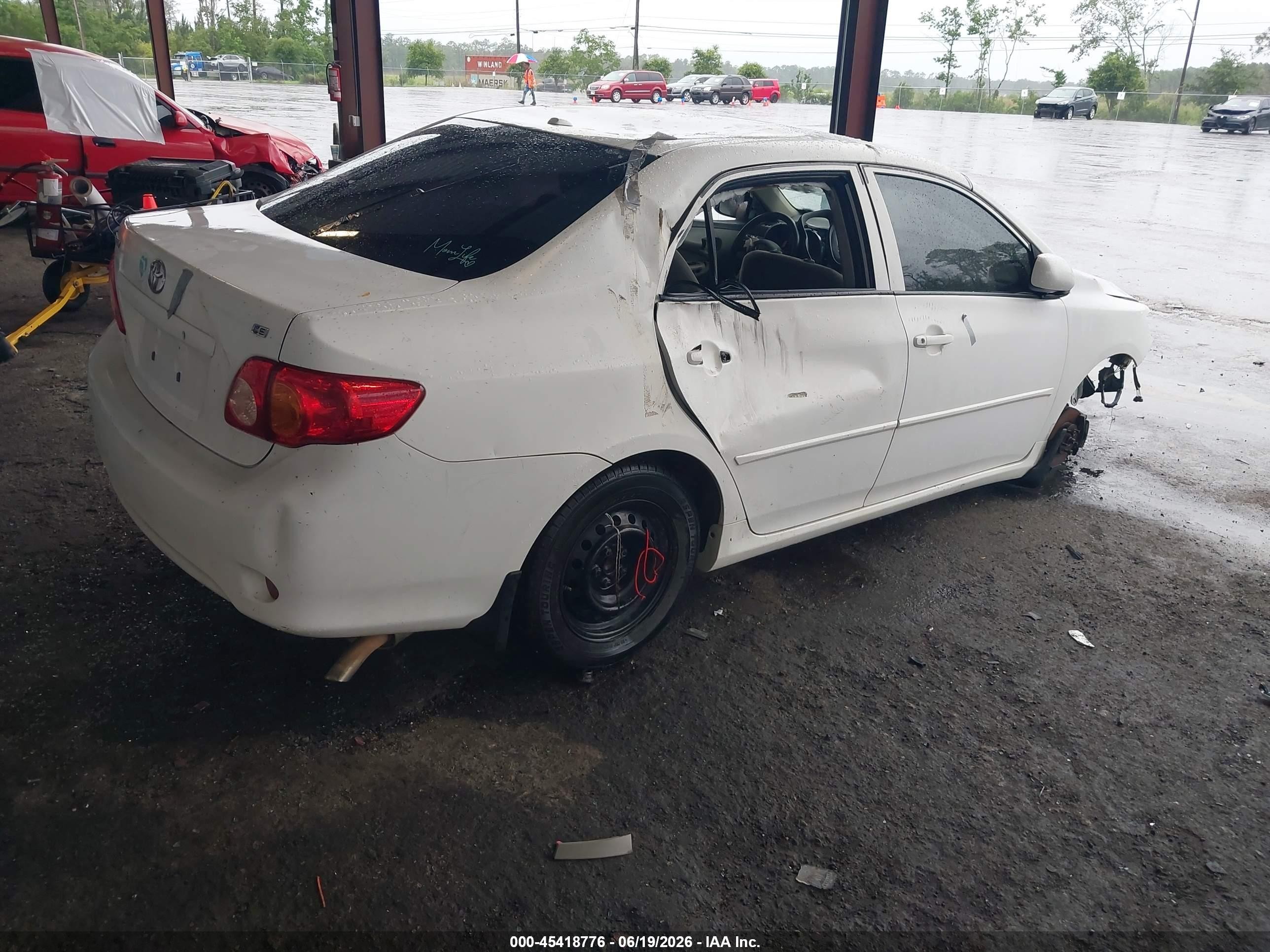 2009 Toyota Corolla Le White vin: 1NXBU40E29Z054367