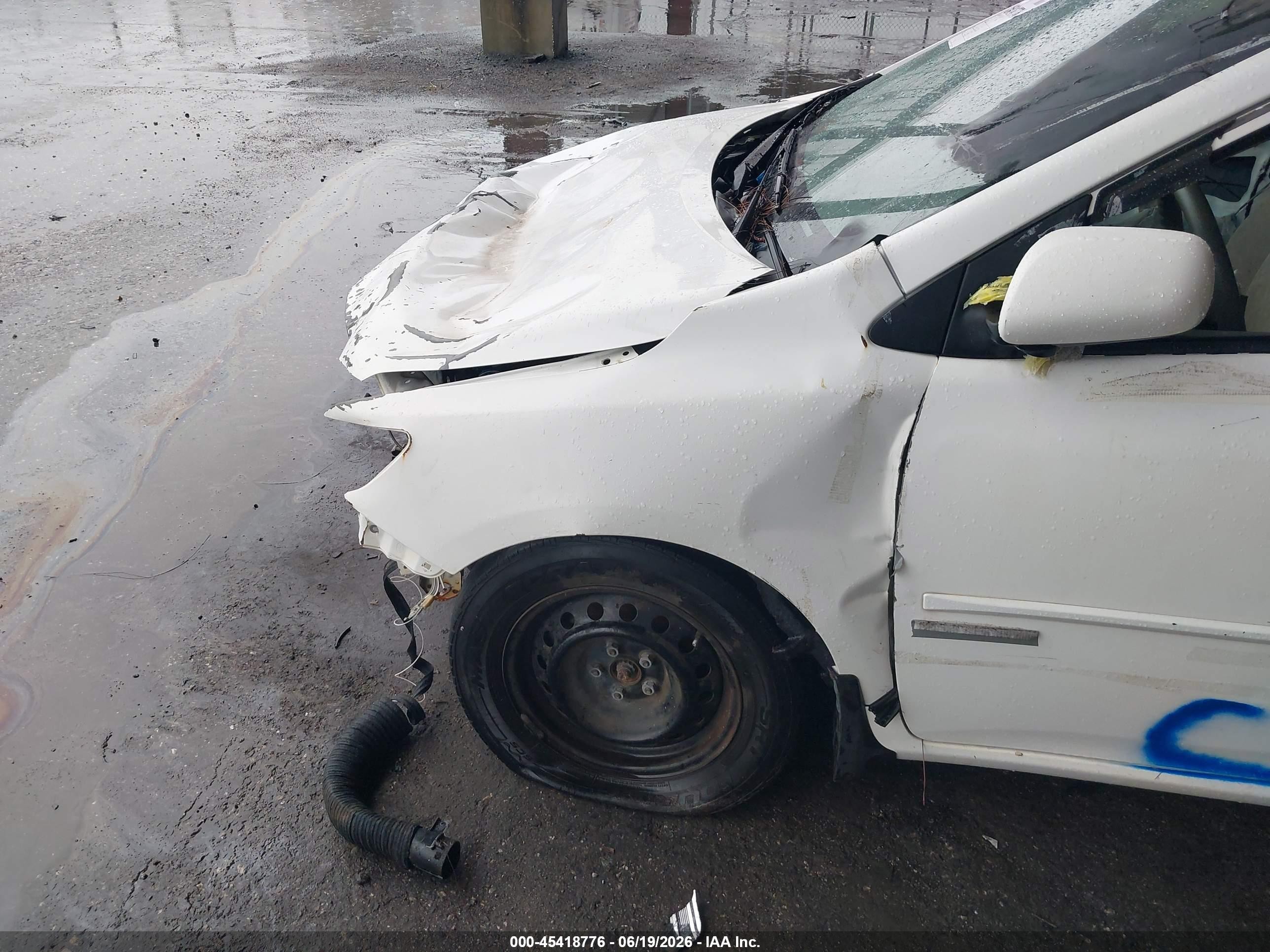 2009 Toyota Corolla Le White vin: 1NXBU40E29Z054367