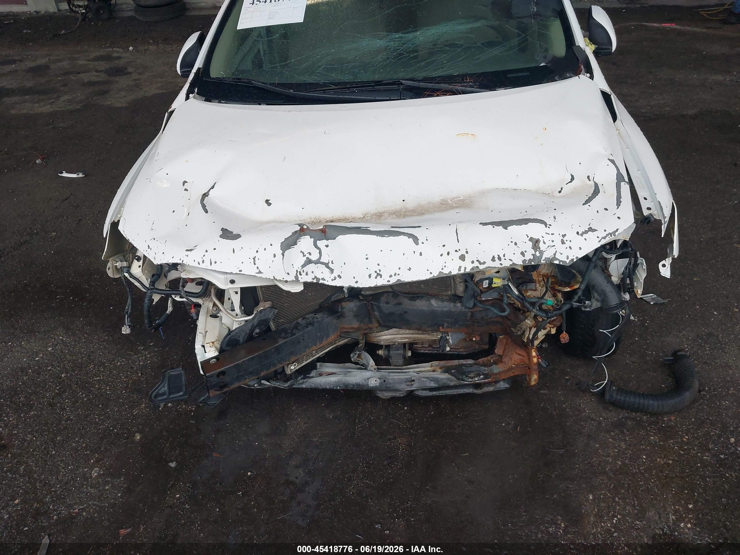 2009 Toyota Corolla Le White vin: 1NXBU40E29Z054367