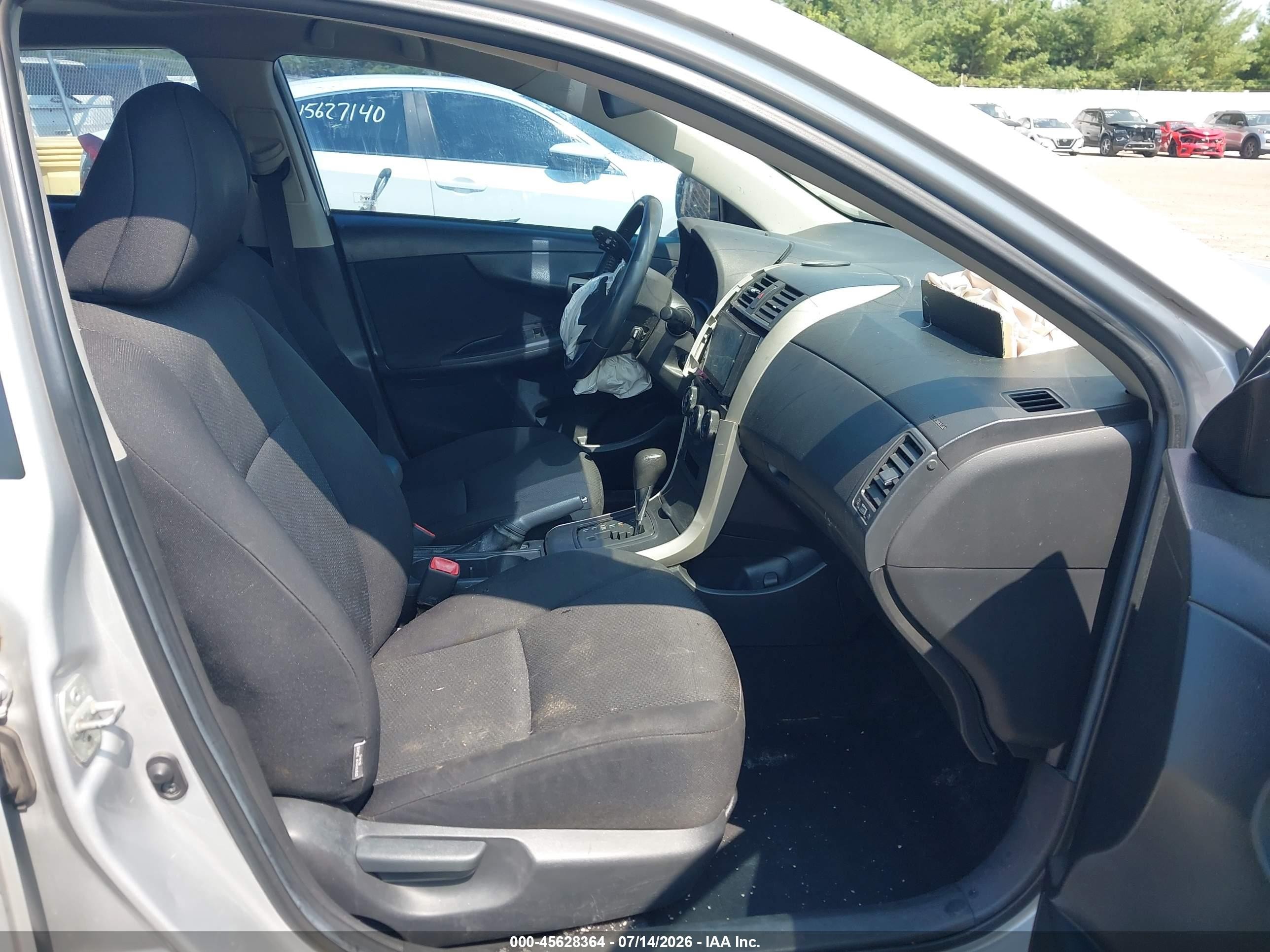 2009 Toyota Corolla S Silver vin: 1NXBU40E29Z092875