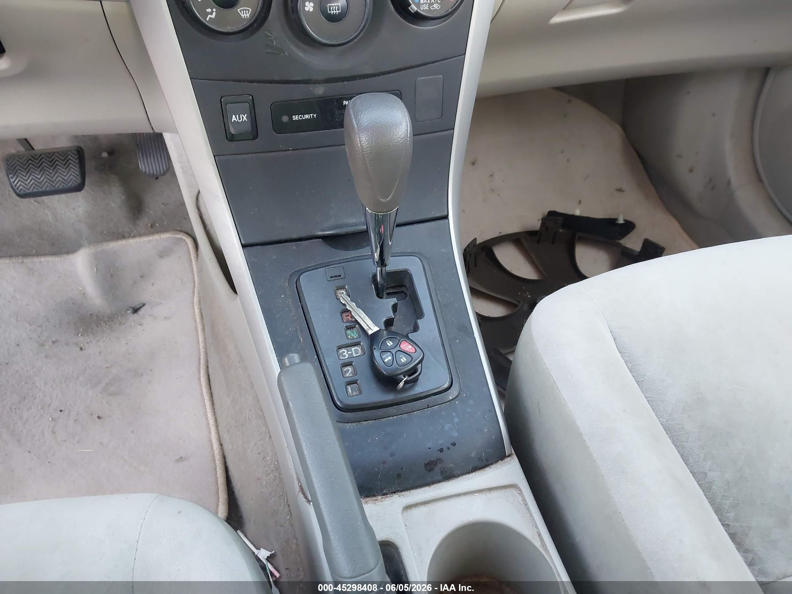 2009 Toyota Corolla Le Beige vin: 1NXBU40E29Z098367