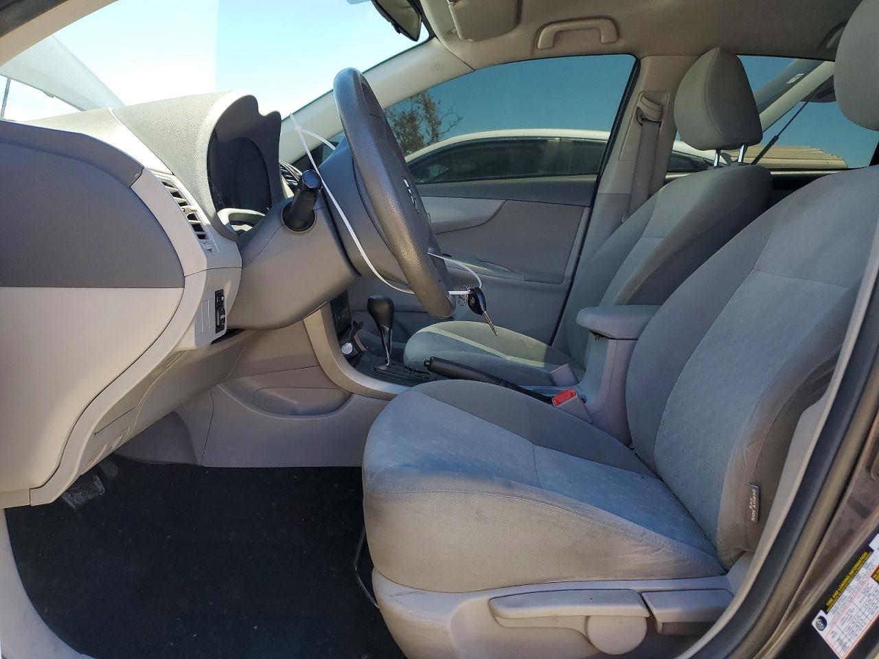 2009 Toyota Corolla Le Gray vin: 1NXBU40E29Z112350