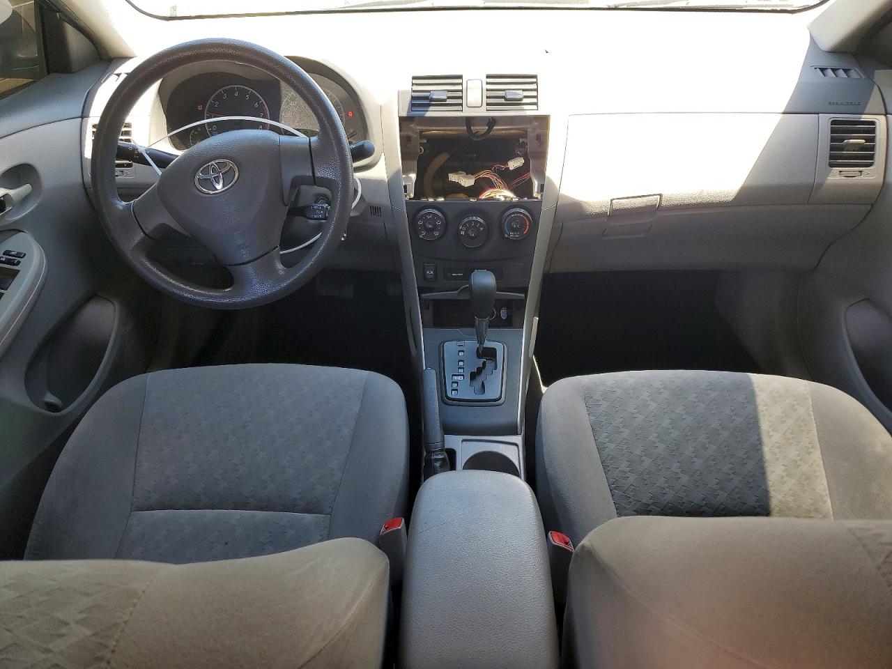 2009 Toyota Corolla Le Gray vin: 1NXBU40E29Z112350
