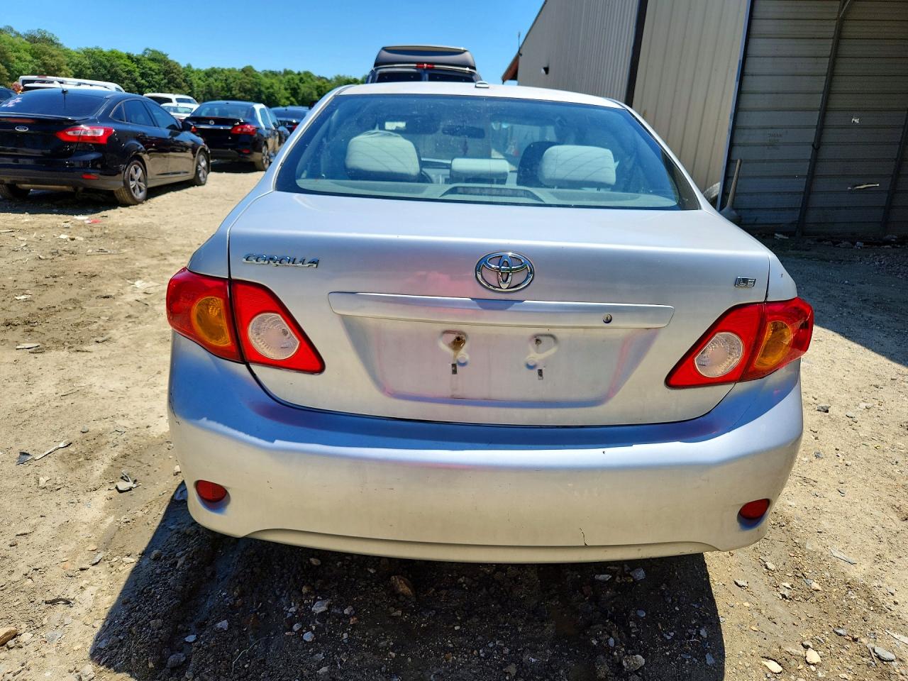 2009 Toyota Corolla Le Silver vin: 1NXBU40E39Z026173