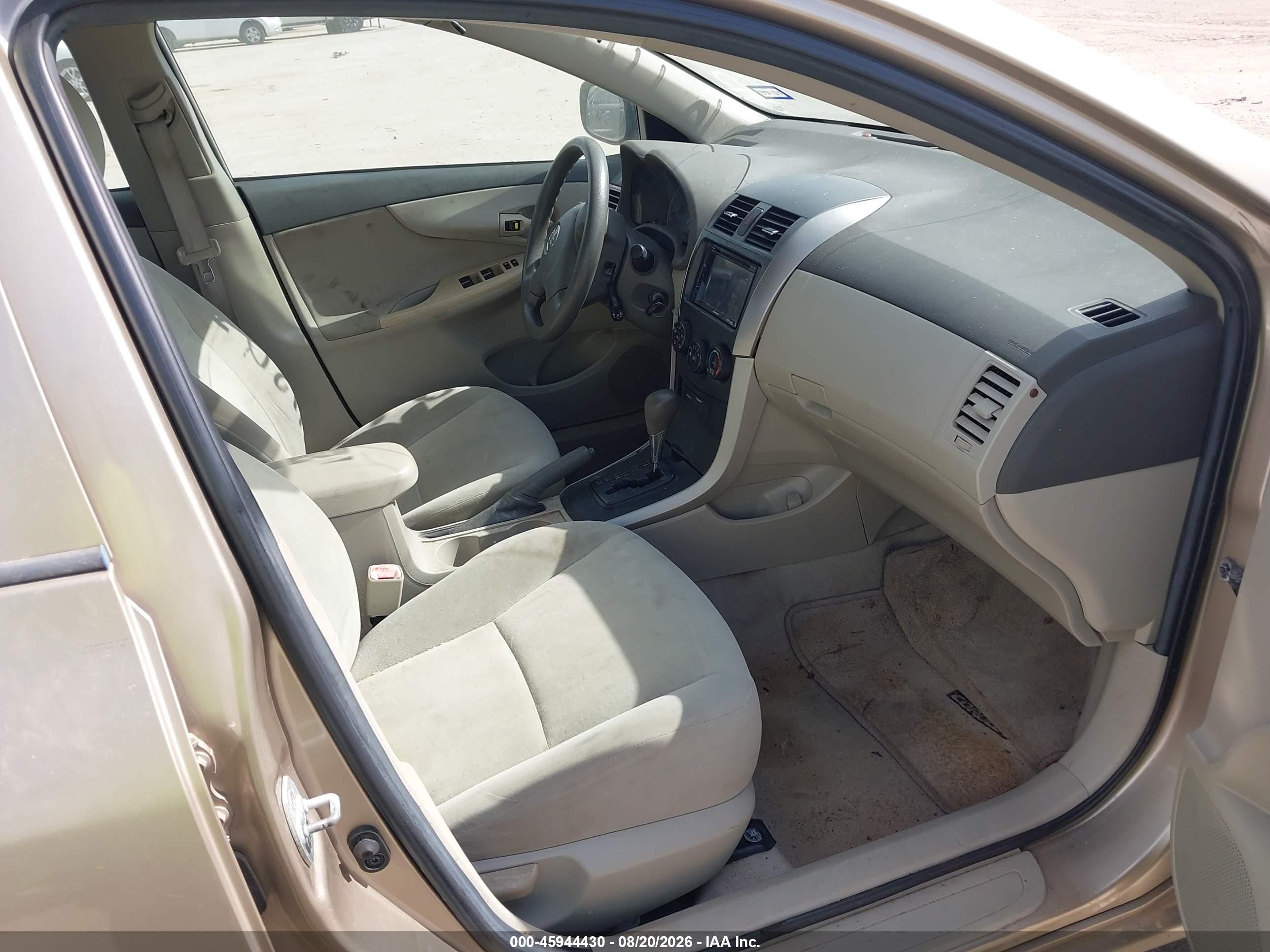 2009 Toyota Corolla Le Gold vin: 1NXBU40E39Z045242