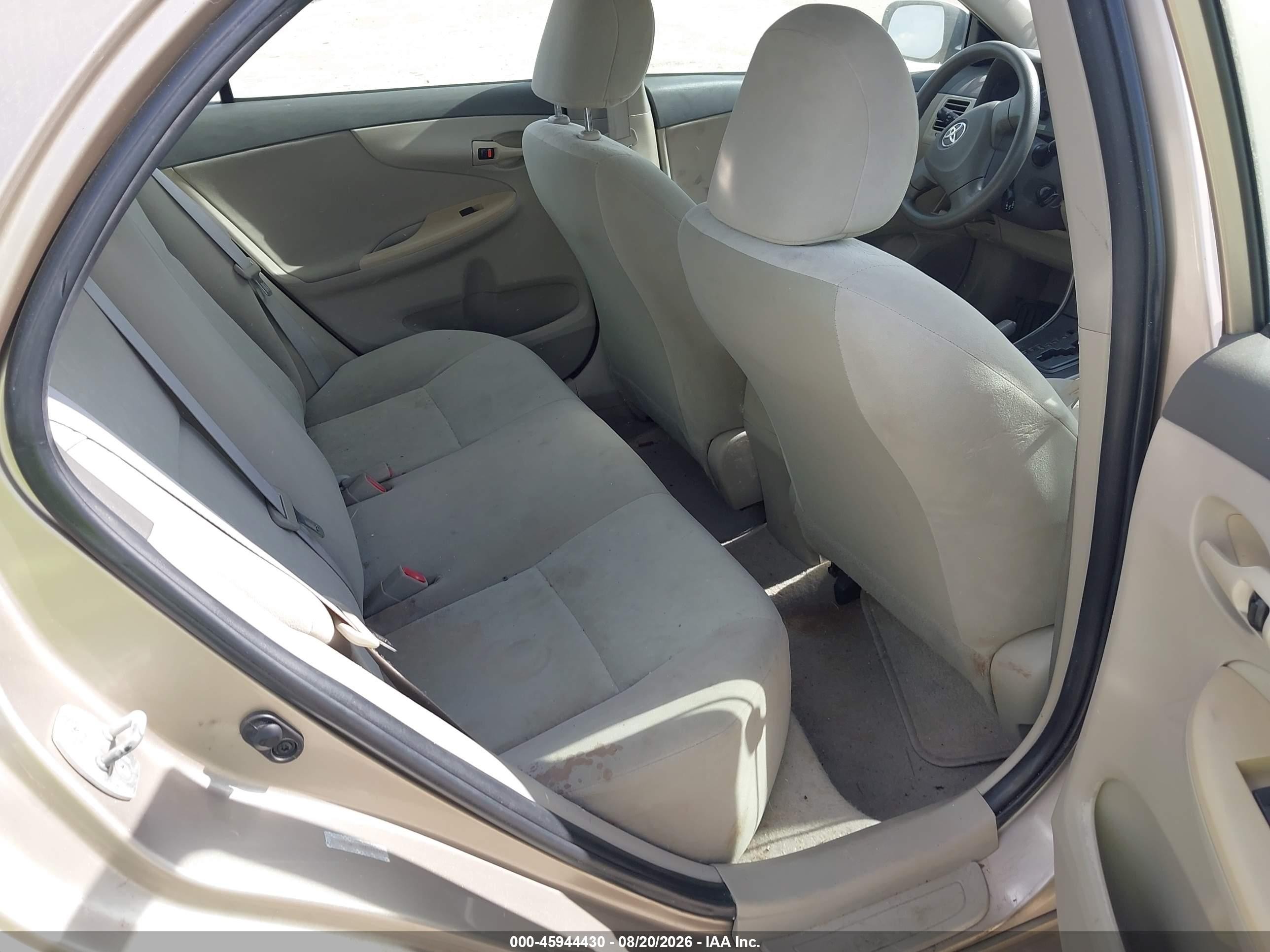 2009 Toyota Corolla Le Gold vin: 1NXBU40E39Z045242
