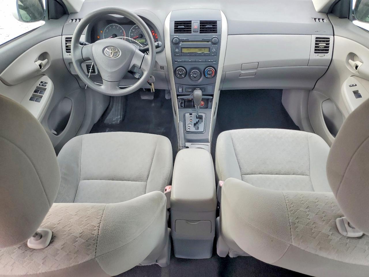 2009 Toyota Corolla Le Silver vin: 1NXBU40E39Z046441