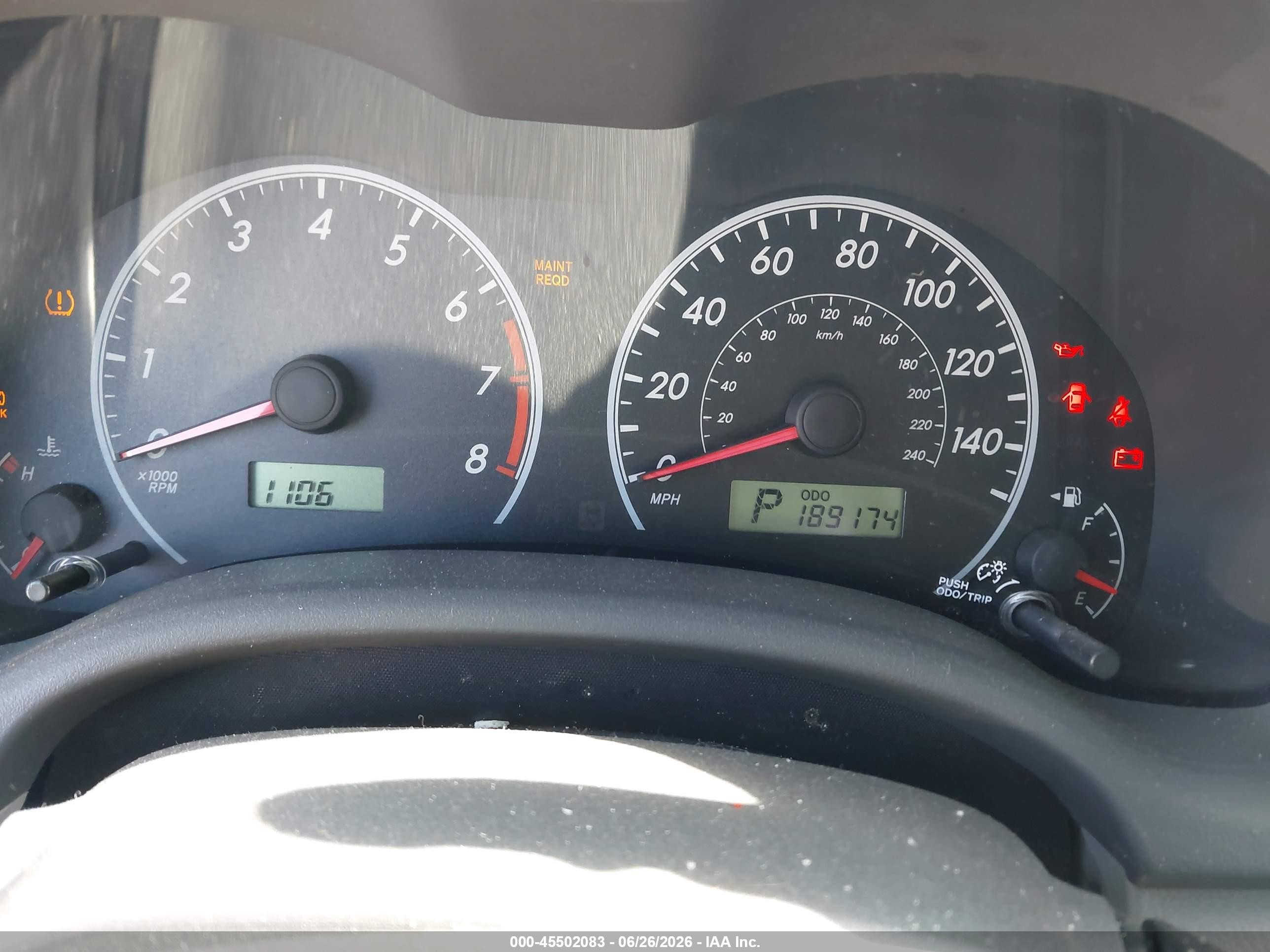 2009 Toyota Corolla   Silver vin: 1NXBU40E39Z068035