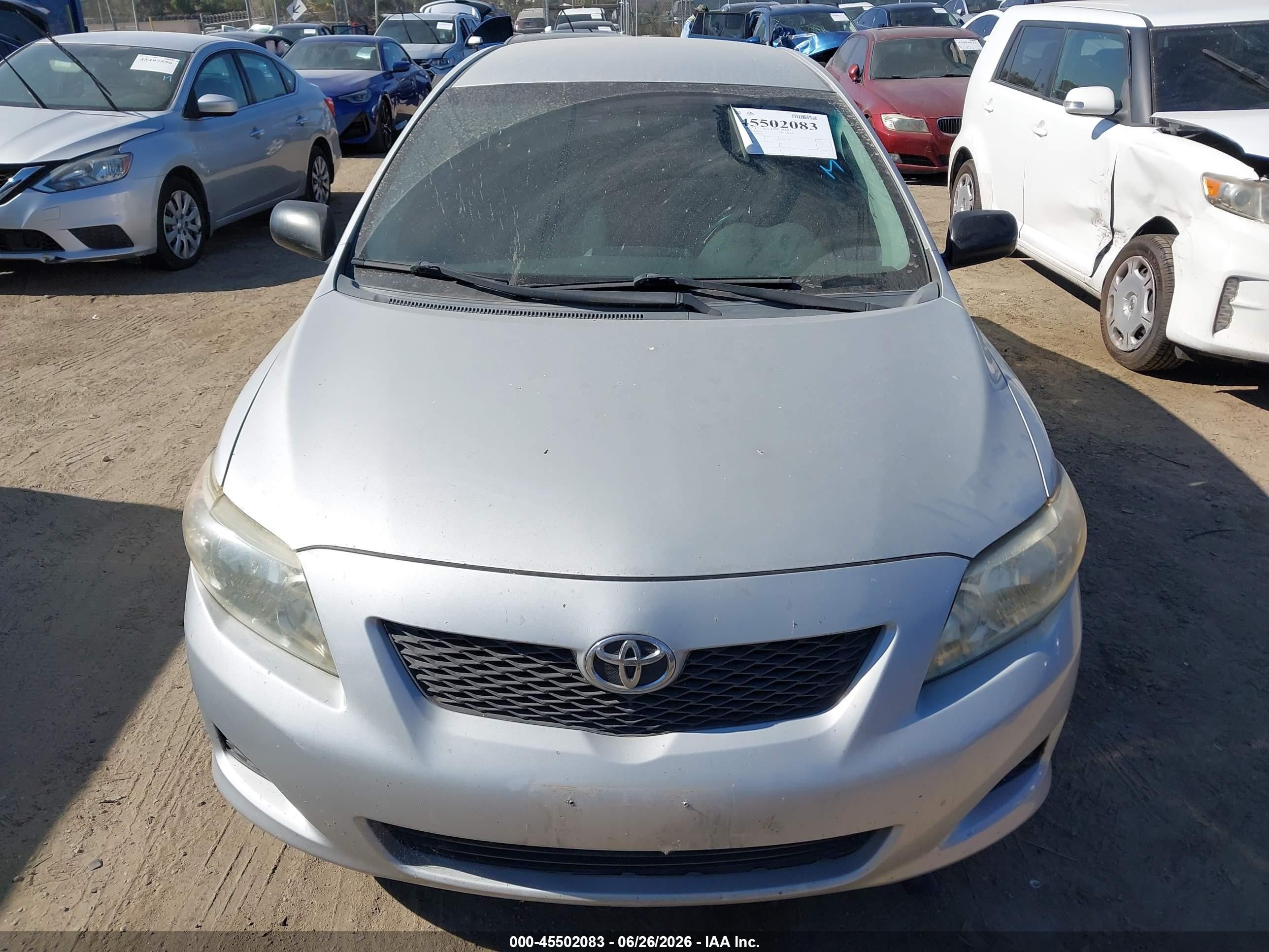 2009 Toyota Corolla   Silver vin: 1NXBU40E39Z068035