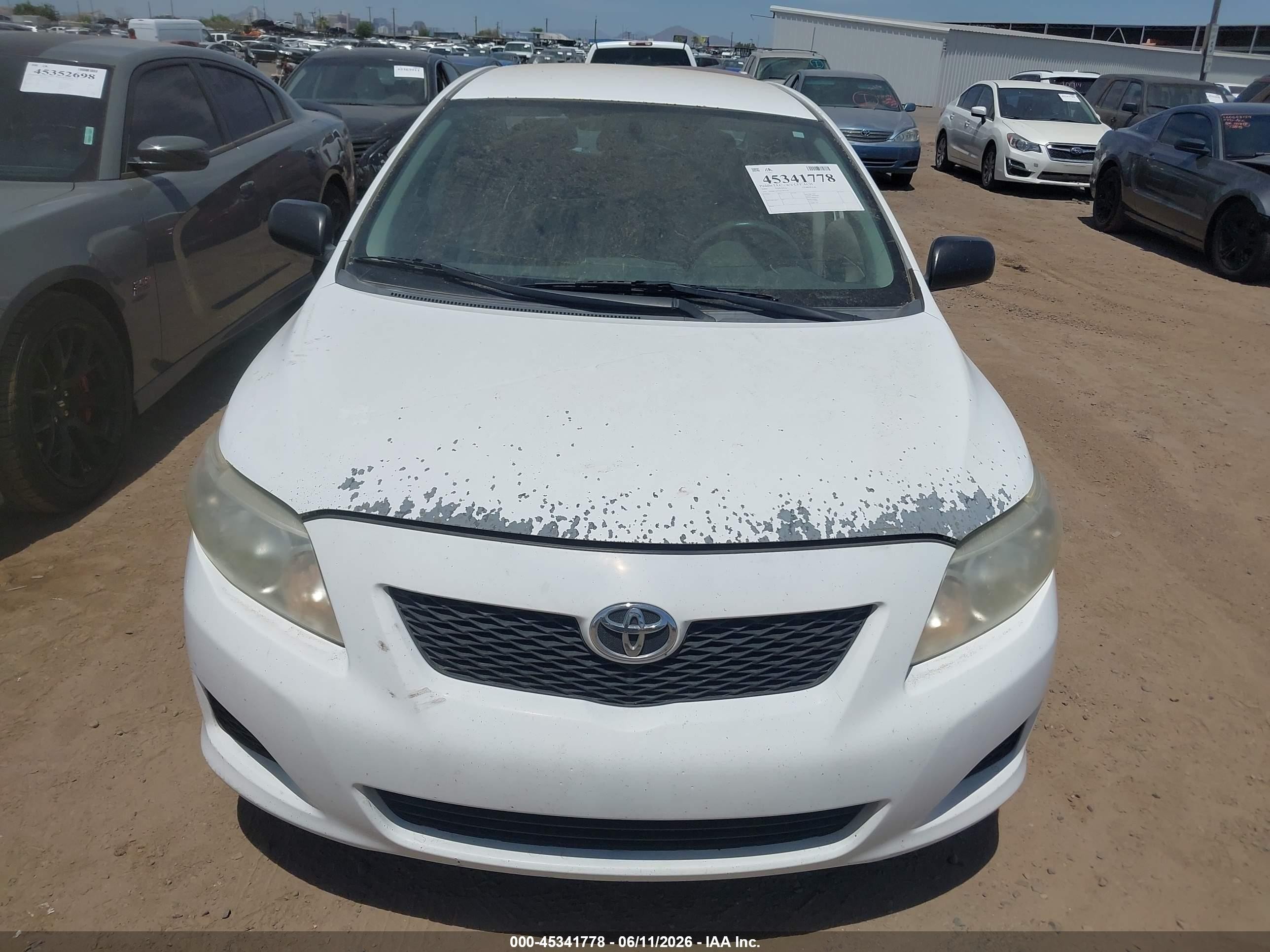 2009 Toyota Corolla   White vin: 1NXBU40E39Z087524