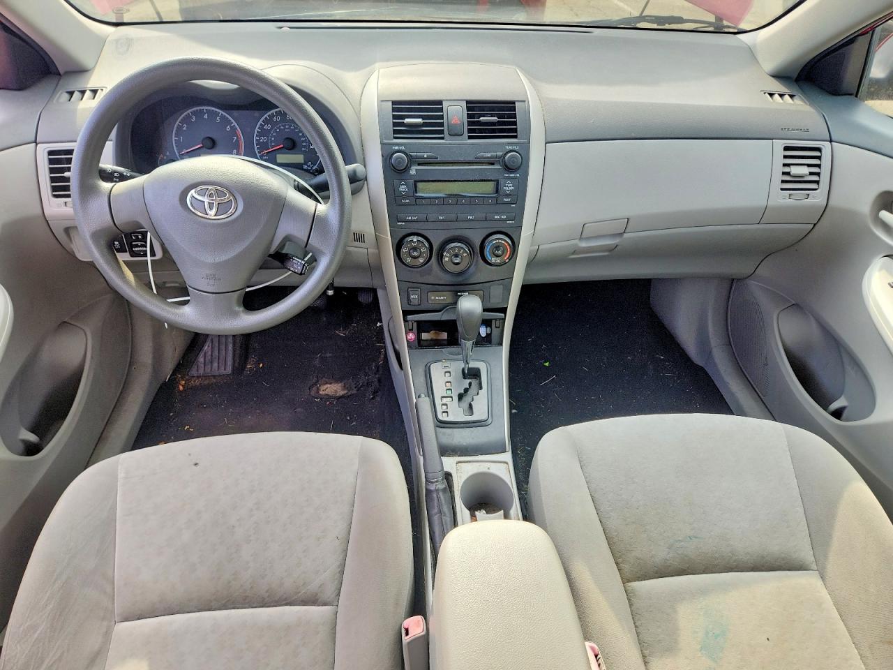2009 Toyota Corolla Le Red vin: 1NXBU40E39Z139508