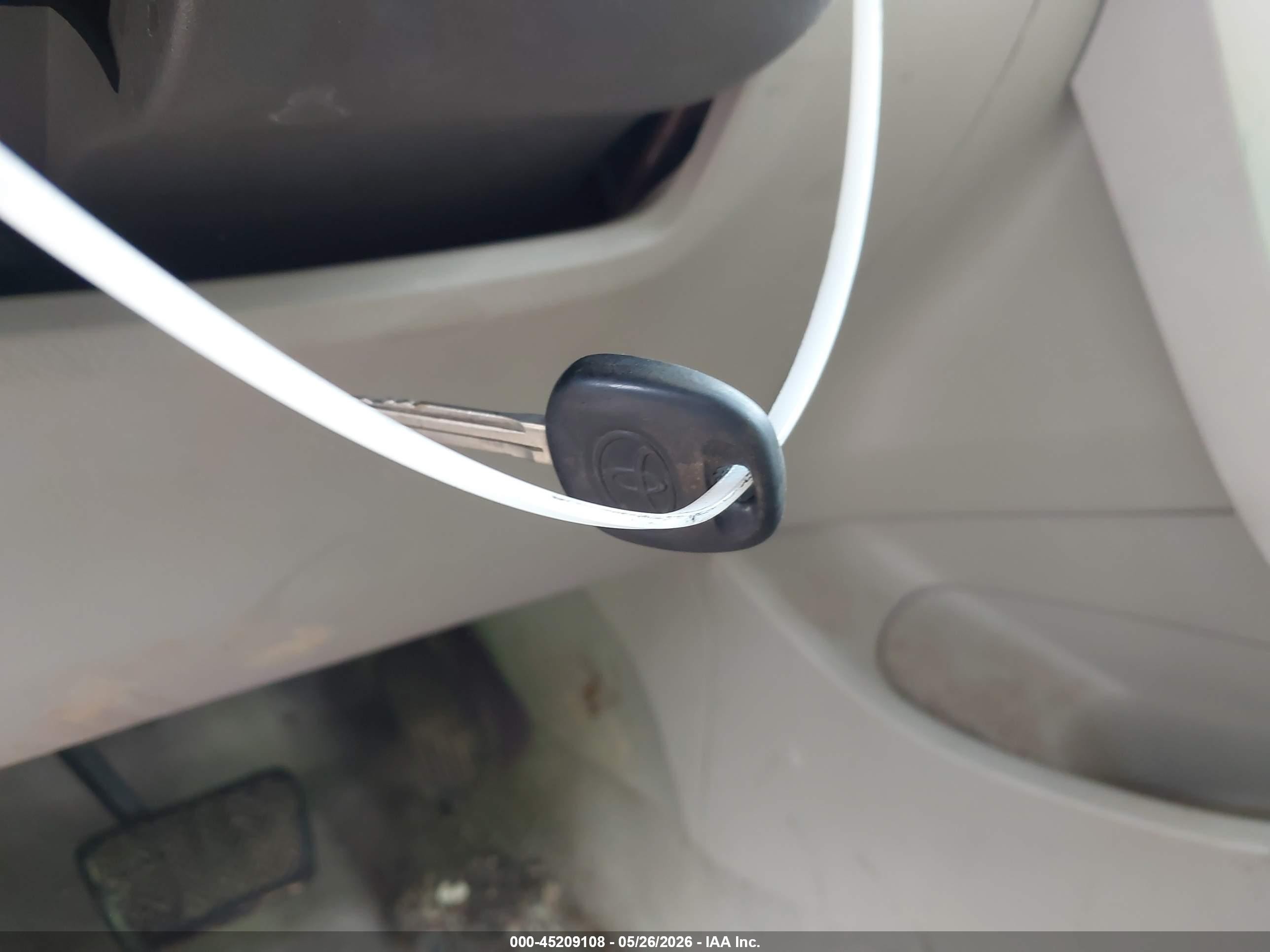 2009 Toyota Corolla Le Beige vin: 1NXBU40E49Z005767