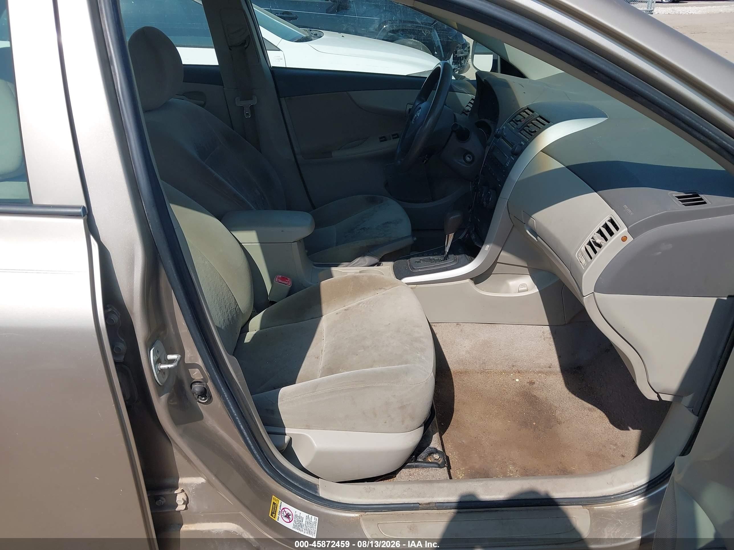 2009 Toyota Corolla Le Gold vin: 1NXBU40E49Z018082