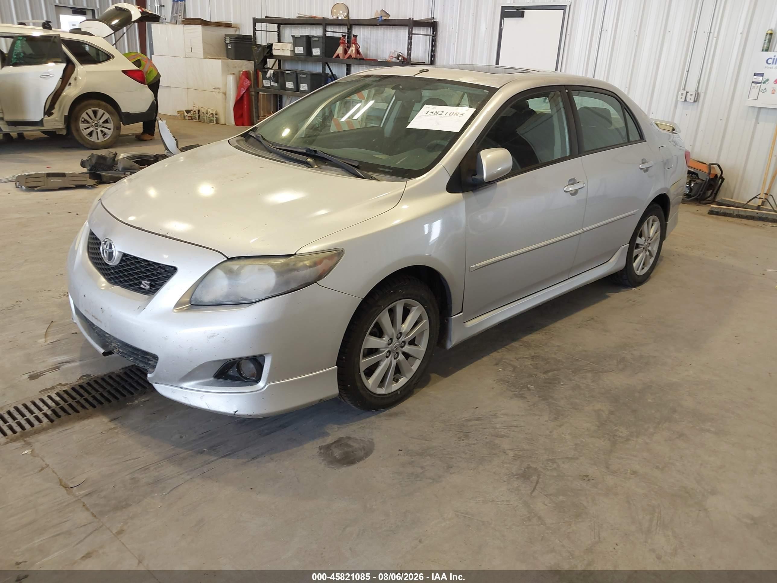 2009 Toyota Corolla S Silver vin: 1NXBU40E49Z035092