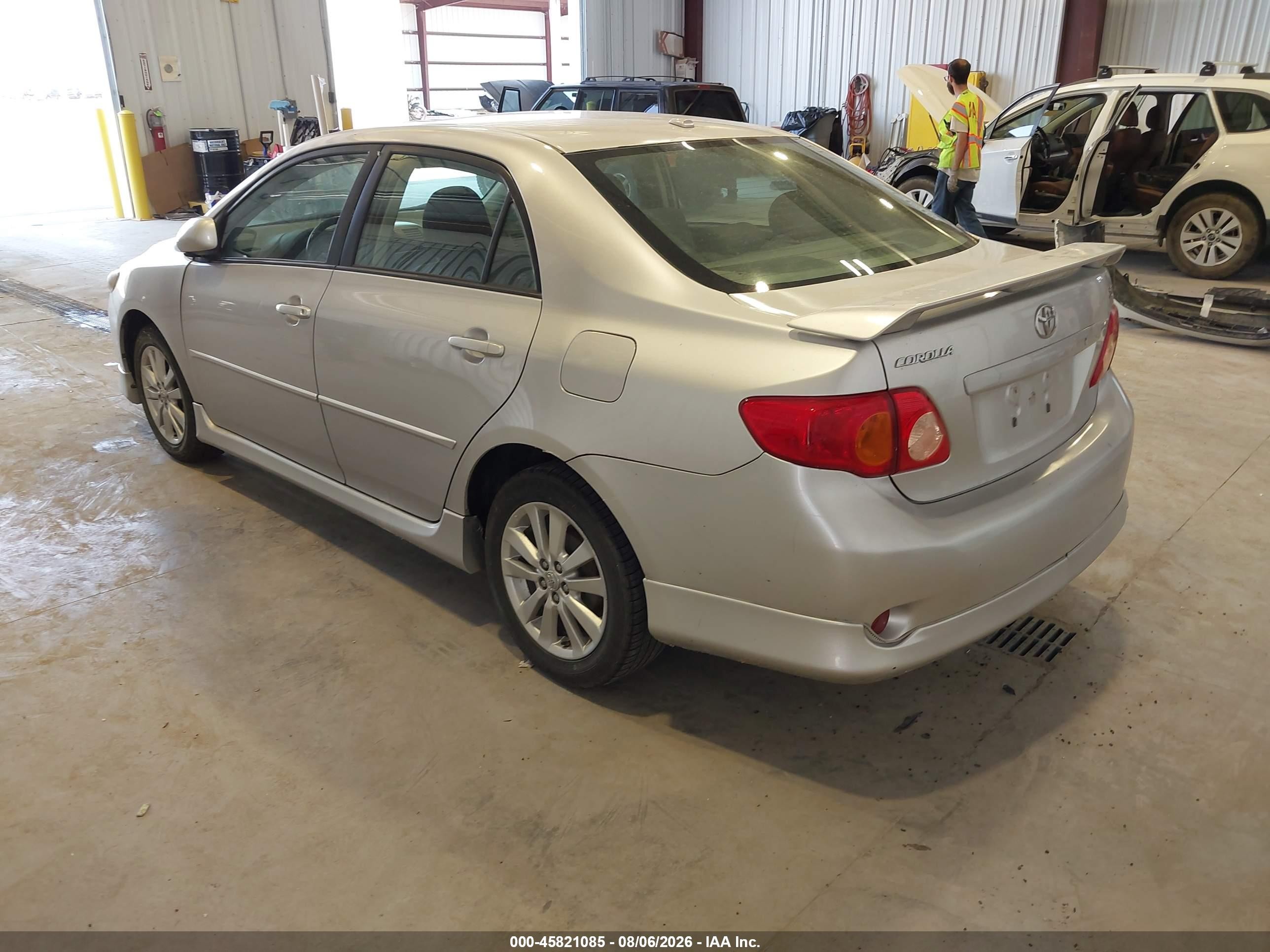 2009 Toyota Corolla S Silver vin: 1NXBU40E49Z035092