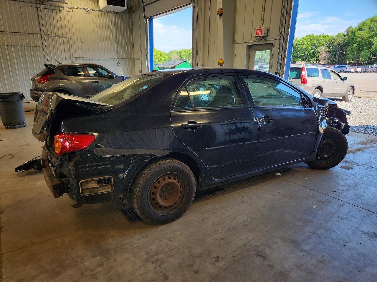 2009 Toyota Corolla Base Black vin: 1NXBU40E49Z042947