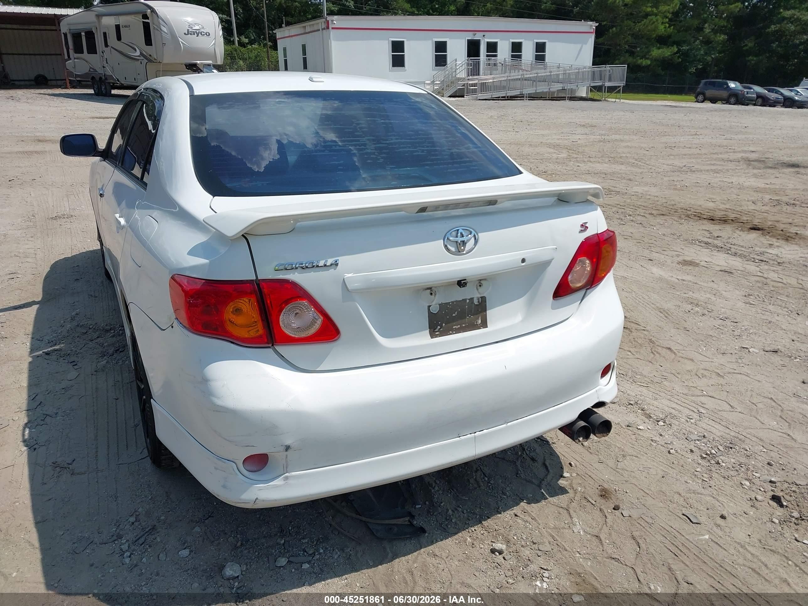 2009 Toyota Corolla S White vin: 1NXBU40E49Z065029