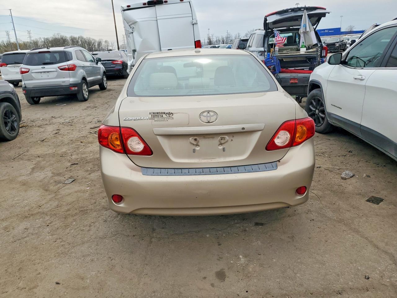 2009 Toyota Corolla Base Gold vin: 1NXBU40E49Z076676
