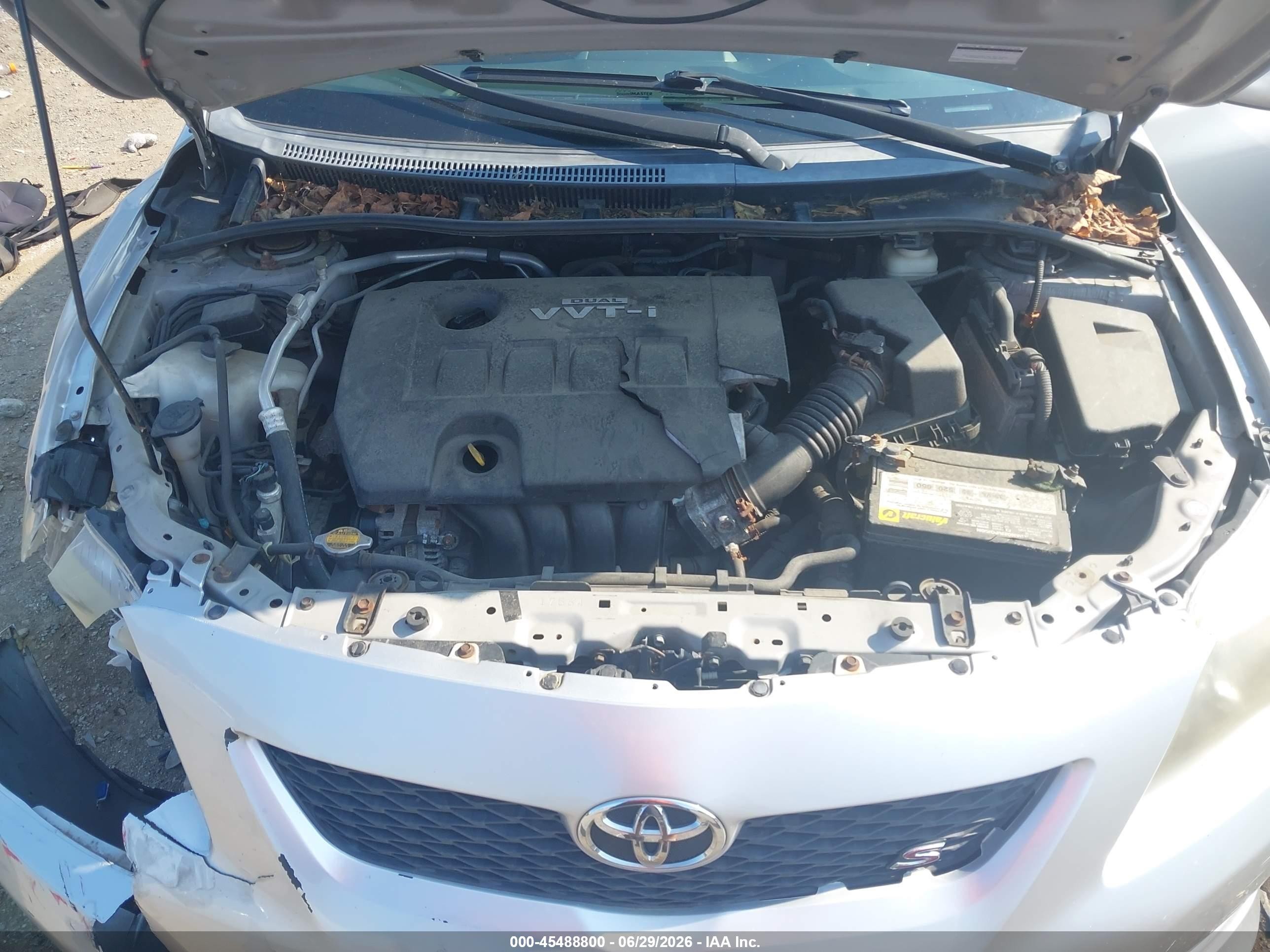 2009 Toyota Corolla S Silver vin: 1NXBU40E49Z081571