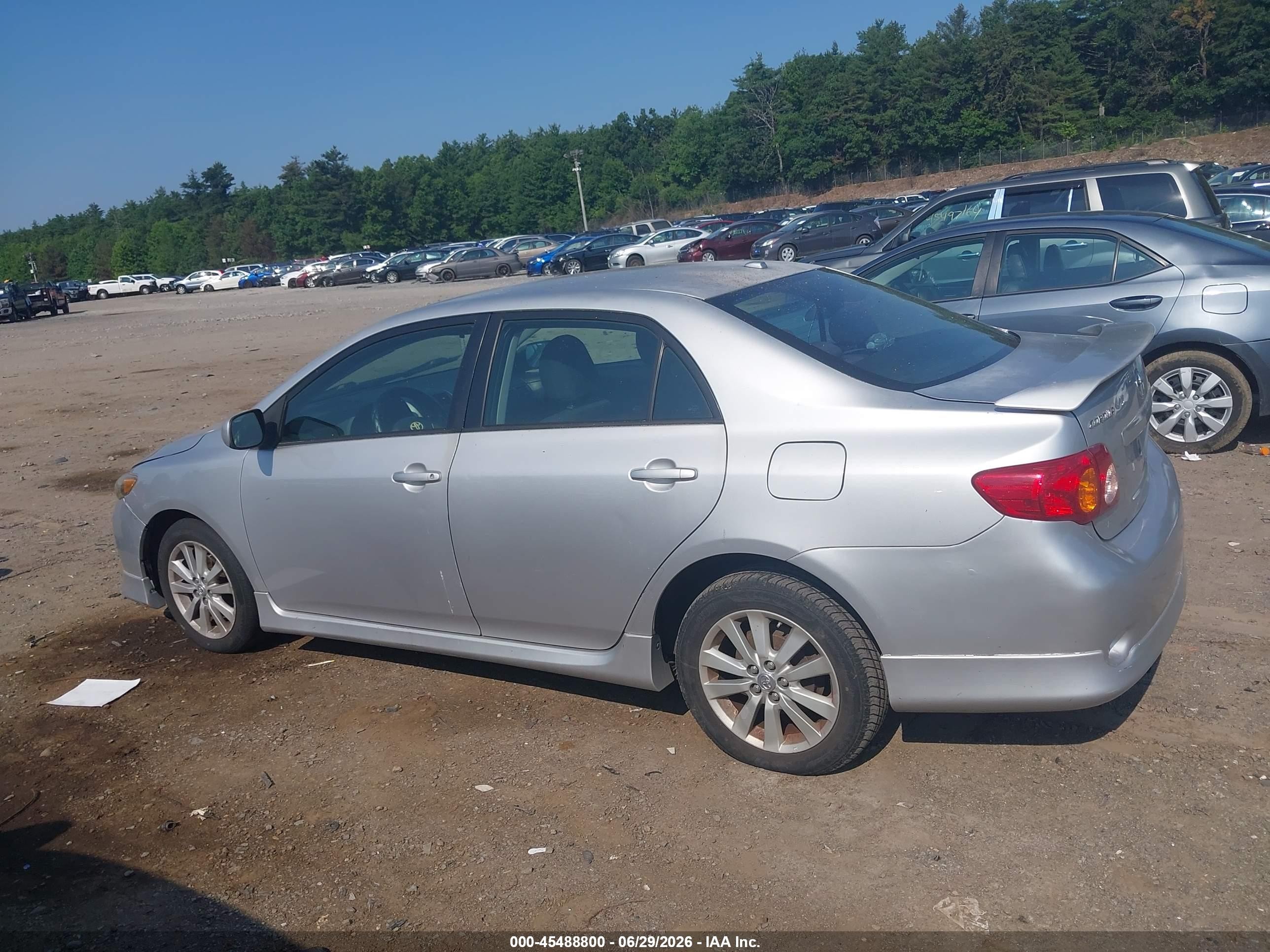 2009 Toyota Corolla S Silver vin: 1NXBU40E49Z081571