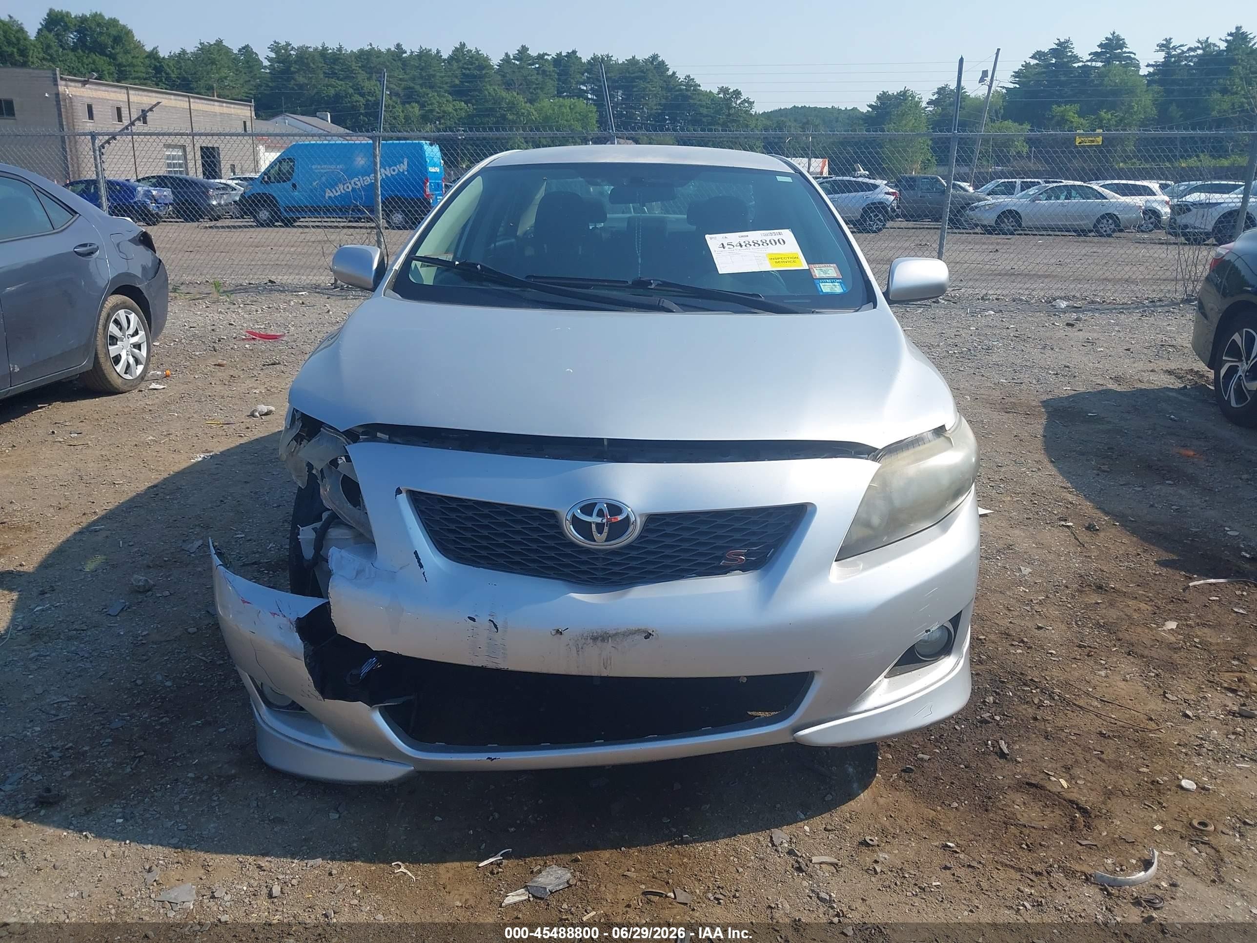 2009 Toyota Corolla S Silver vin: 1NXBU40E49Z081571