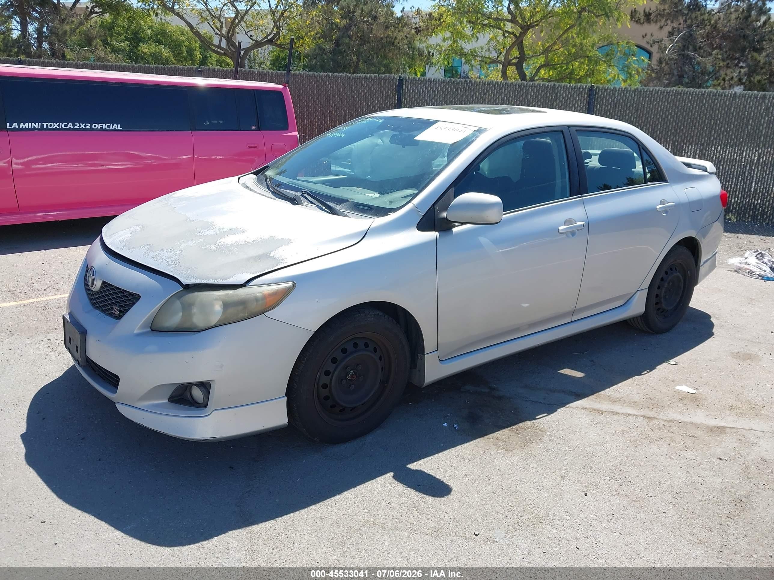 2009 Toyota Corolla S Silver vin: 1NXBU40E49Z085541