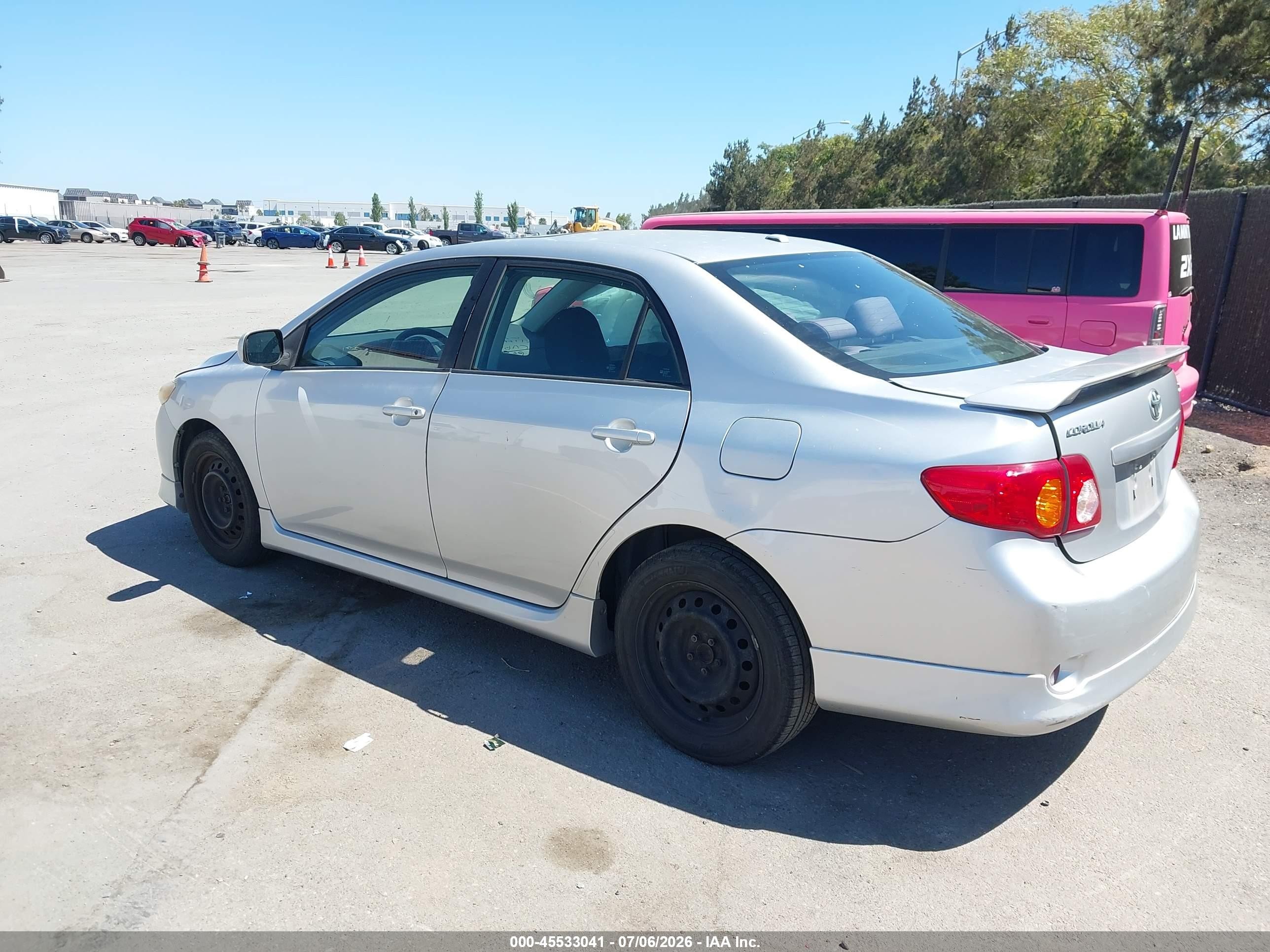 2009 Toyota Corolla S Silver vin: 1NXBU40E49Z085541