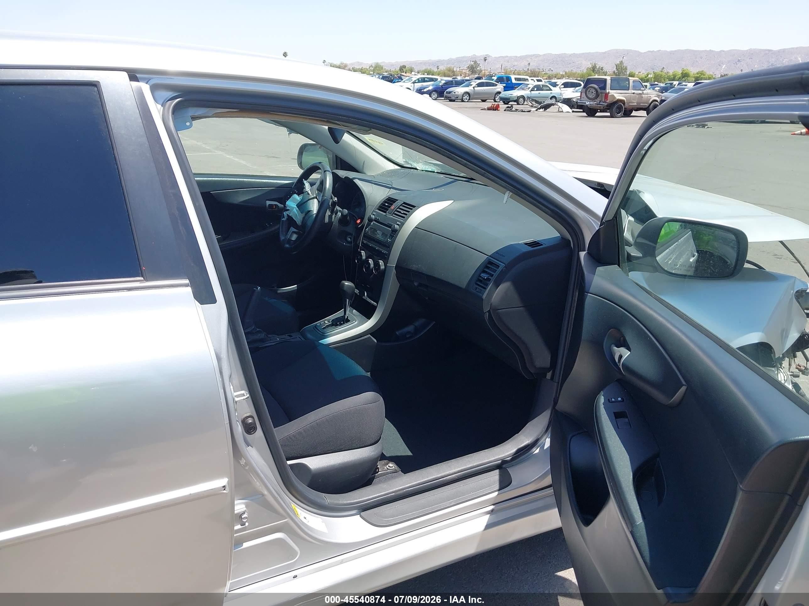 2009 Toyota Corolla S Silver vin: 1NXBU40E49Z105741