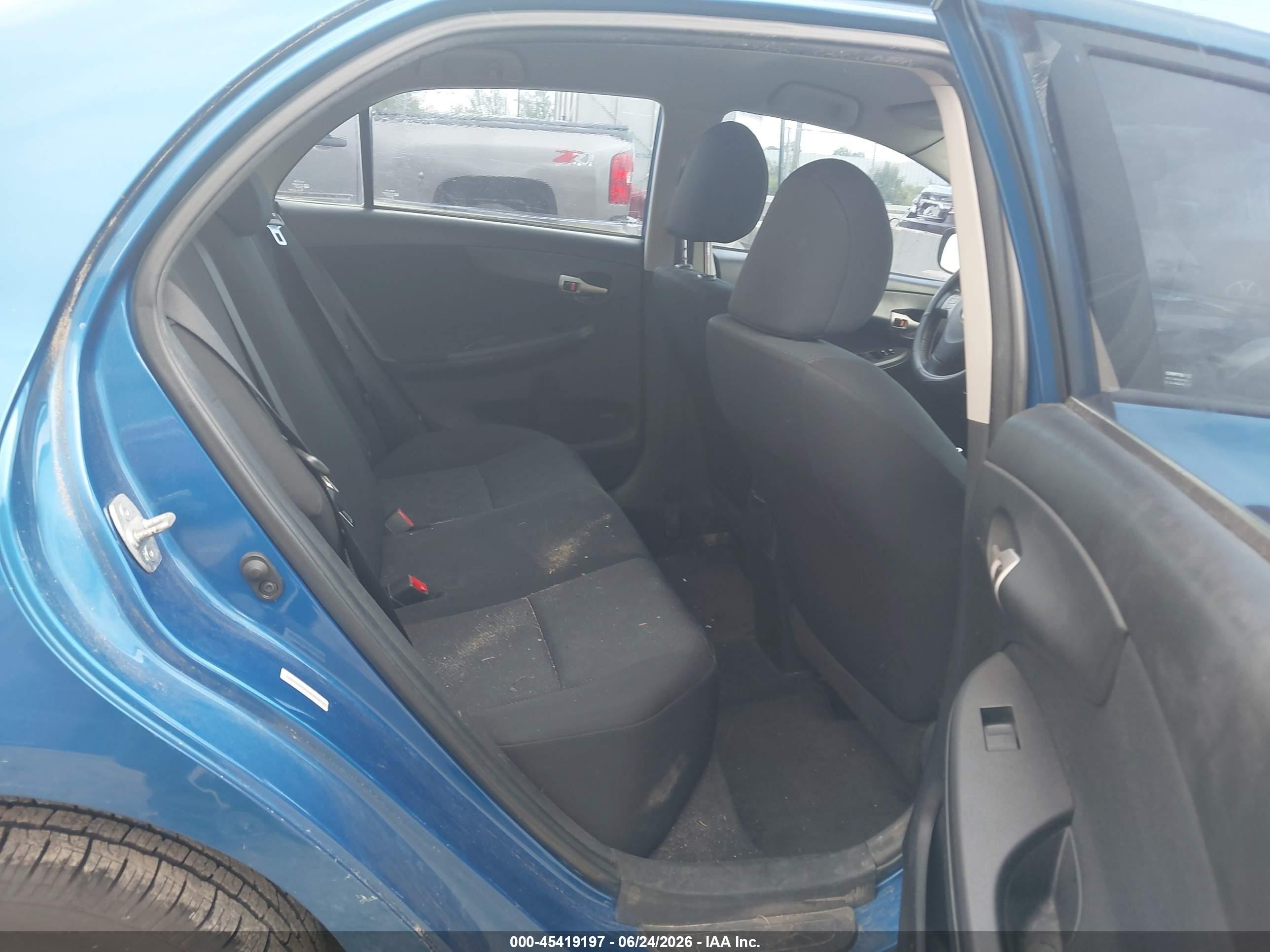 2009 Toyota Corolla S Синий vin: 1NXBU40E49Z140618