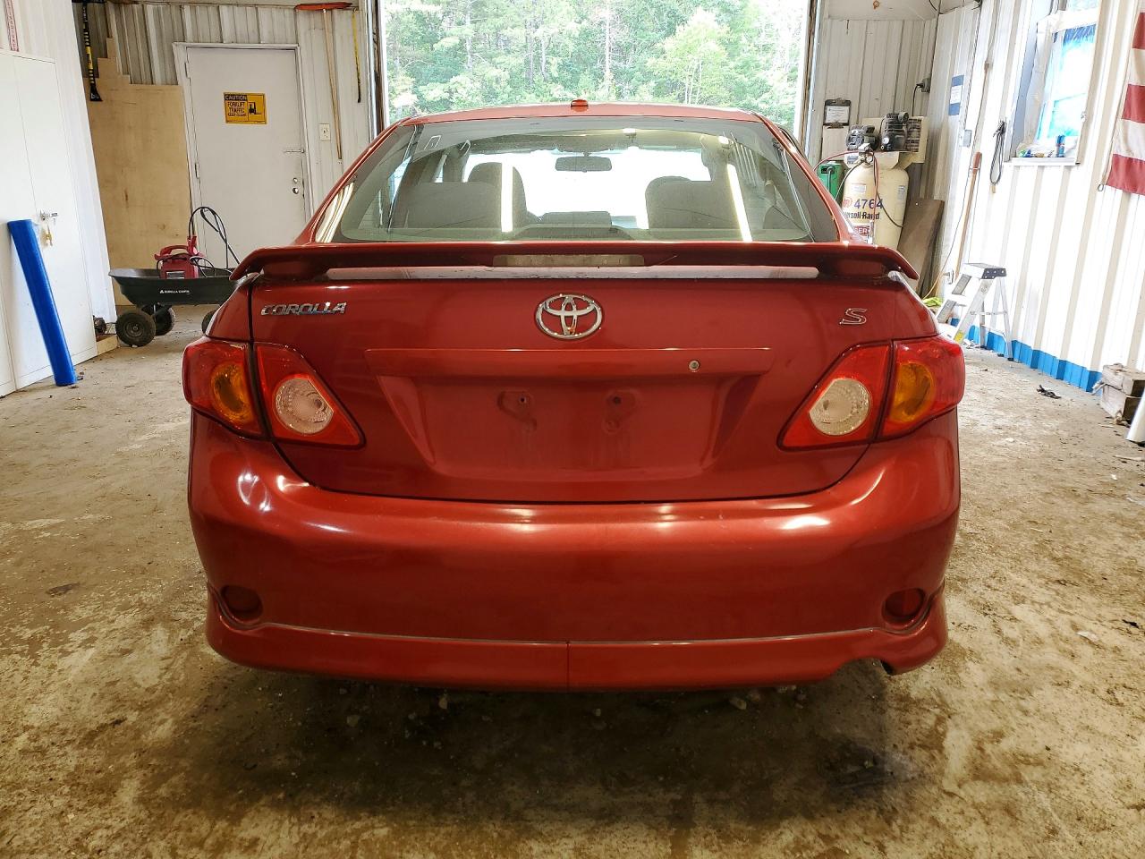 2009 Toyota Corolla S Red vin: 1NXBU40E49Z156348