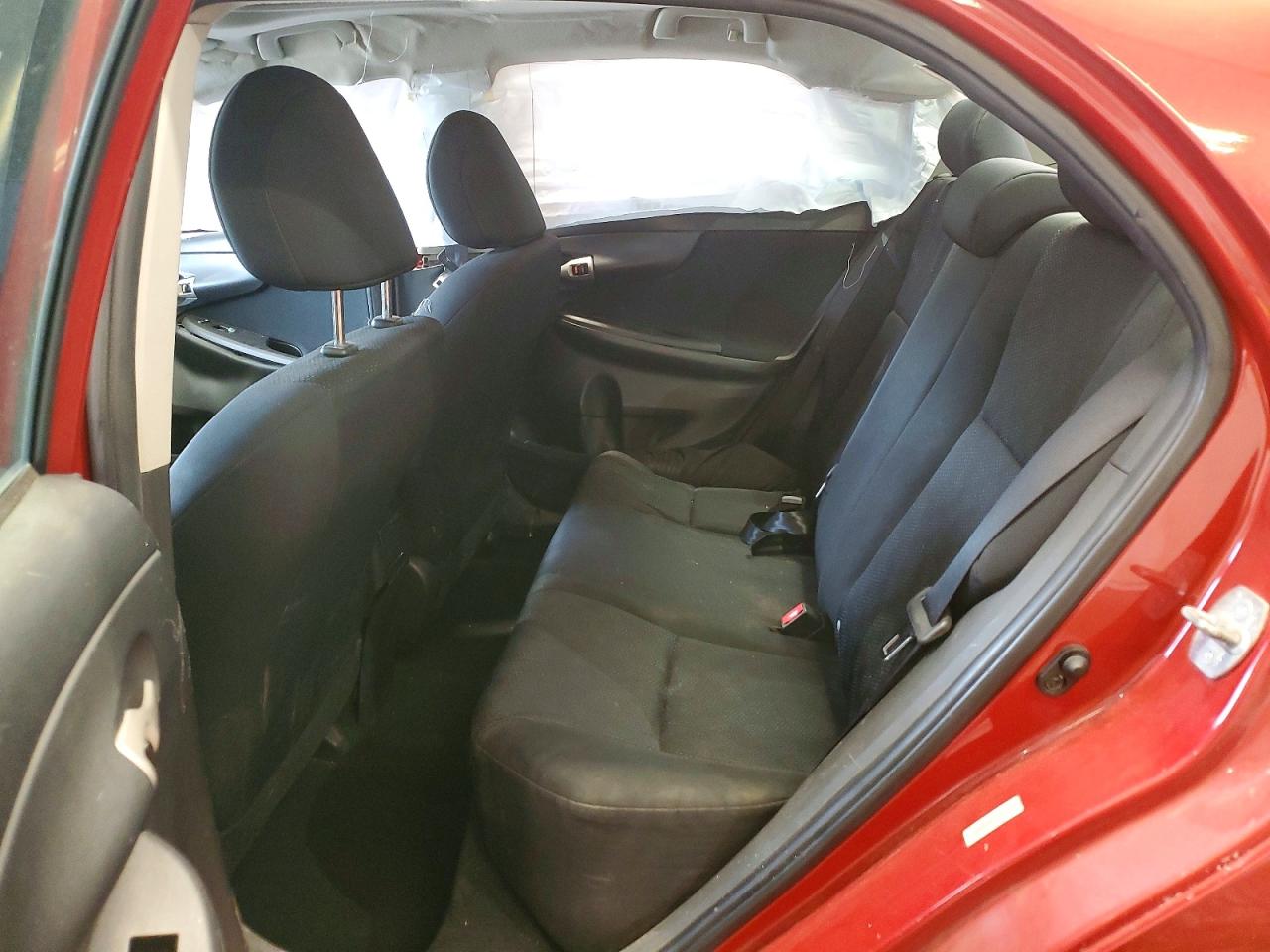 2009 Toyota Corolla S Red vin: 1NXBU40E49Z156348