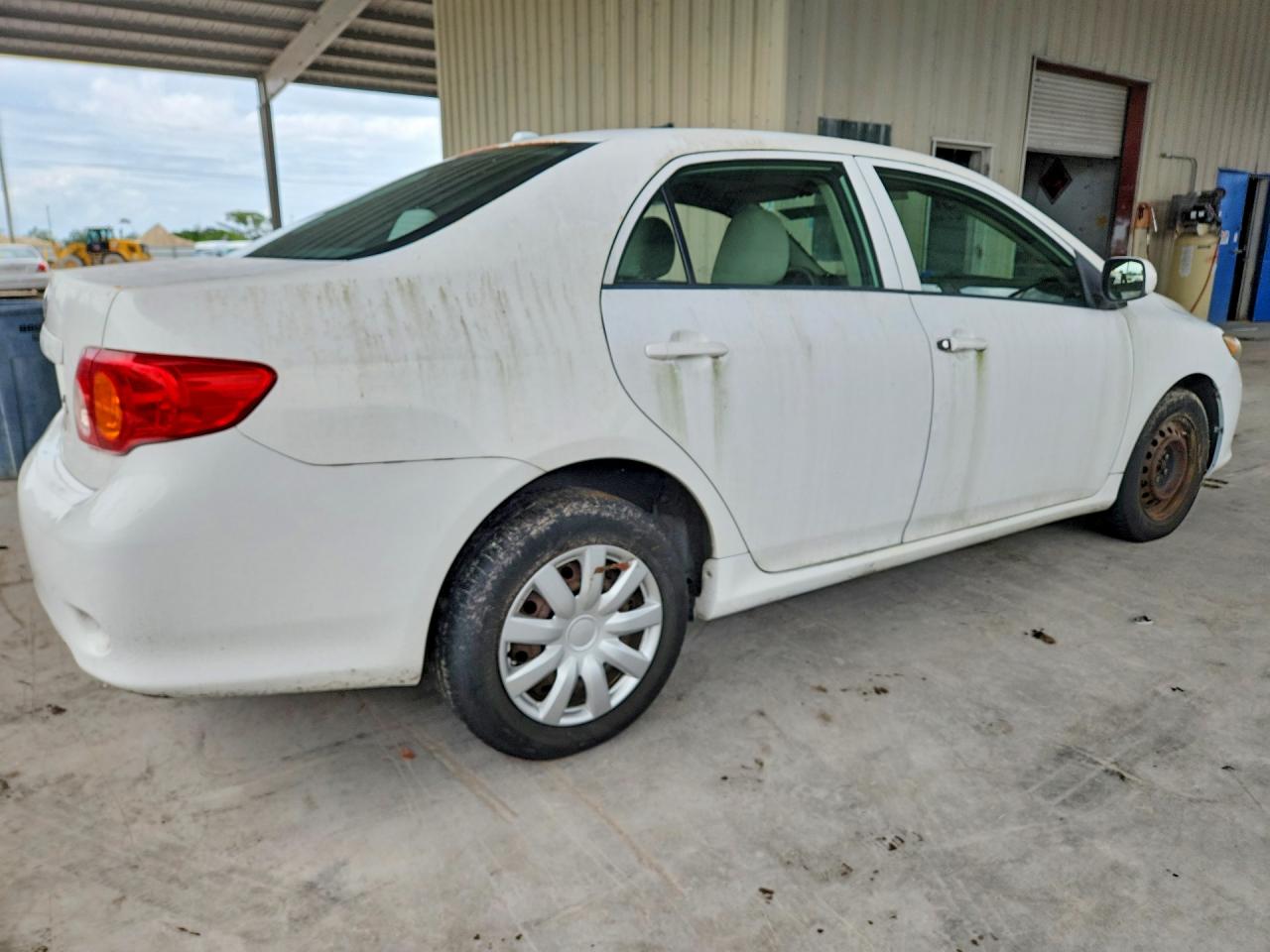 2009 Toyota Corolla Le Белый vin: 1NXBU40E49Z157709