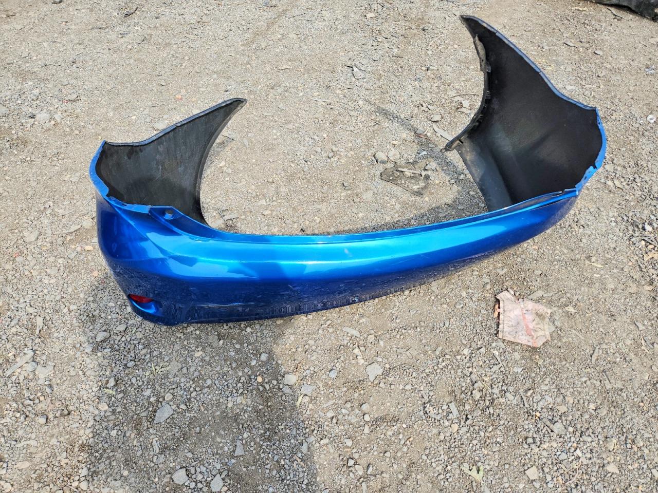 2009 Toyota Corolla Le Blue vin: 1NXBU40E59Z016048
