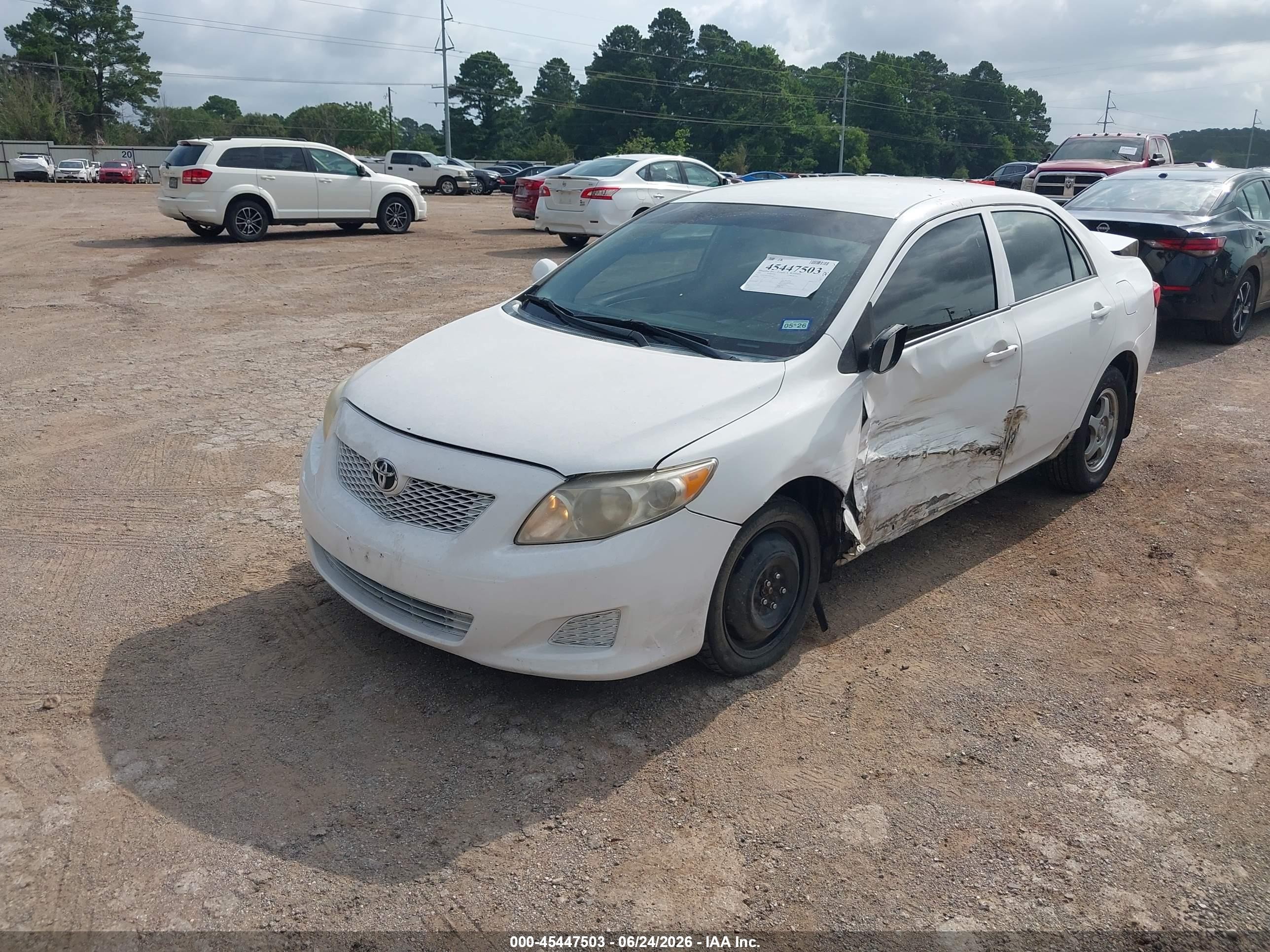 2009 Toyota Corolla Le White vin: 1NXBU40E59Z016468