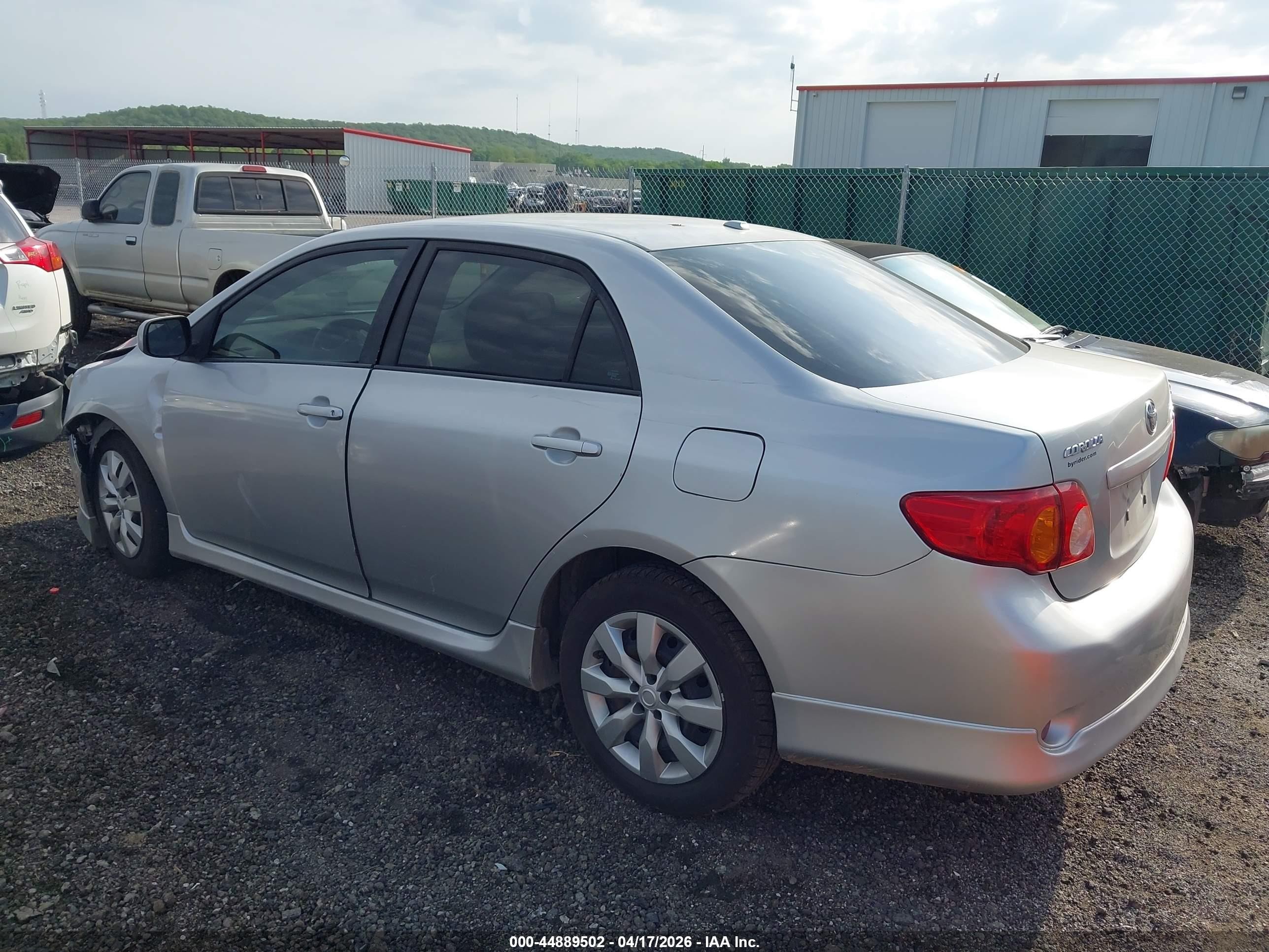 2009 Toyota Corolla S Silver vin: 1NXBU40E59Z025512