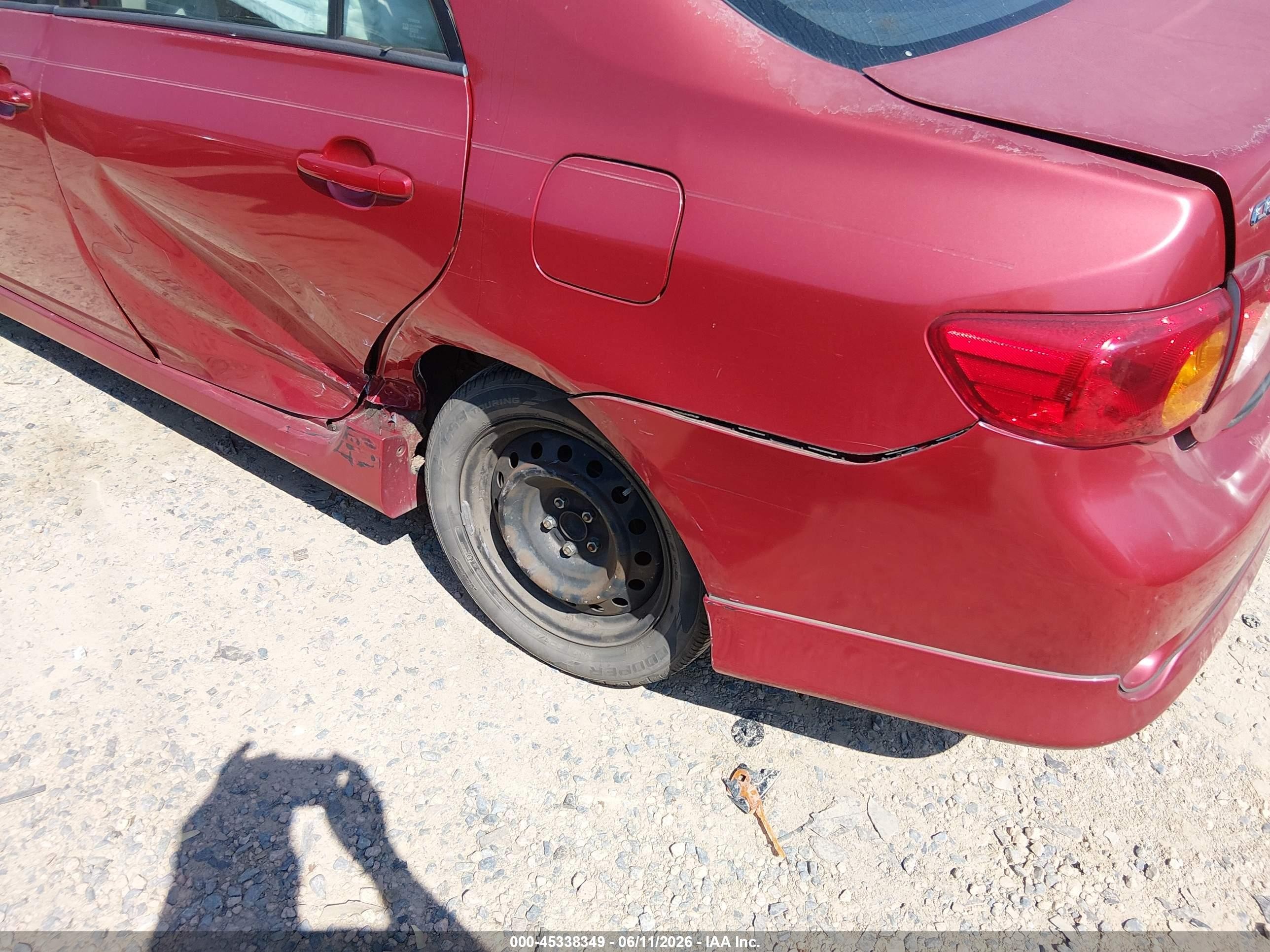 2009 Toyota Corolla S Red vin: 1NXBU40E59Z027471