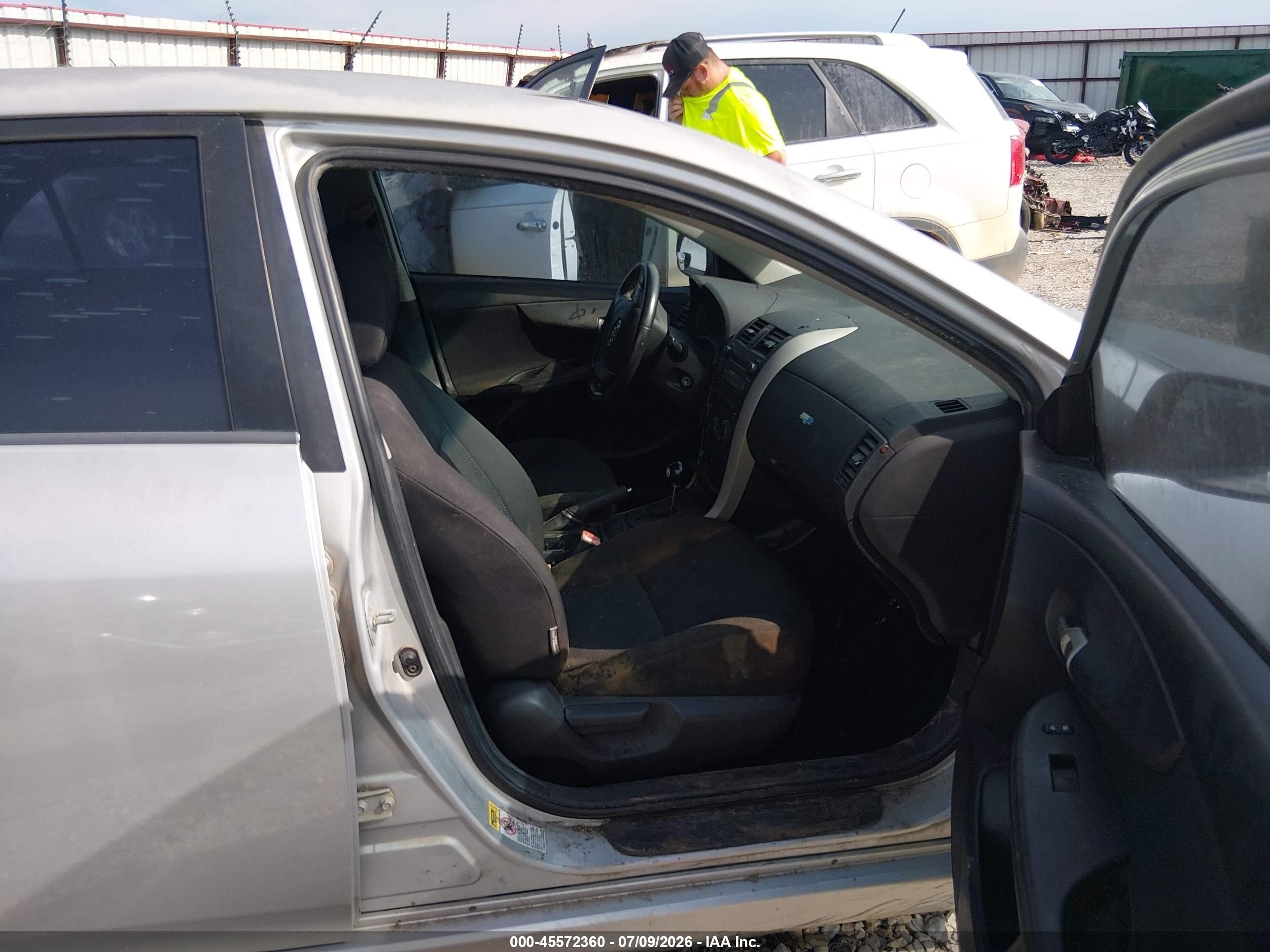 2009 Toyota Corolla S Silver vin: 1NXBU40E59Z065718