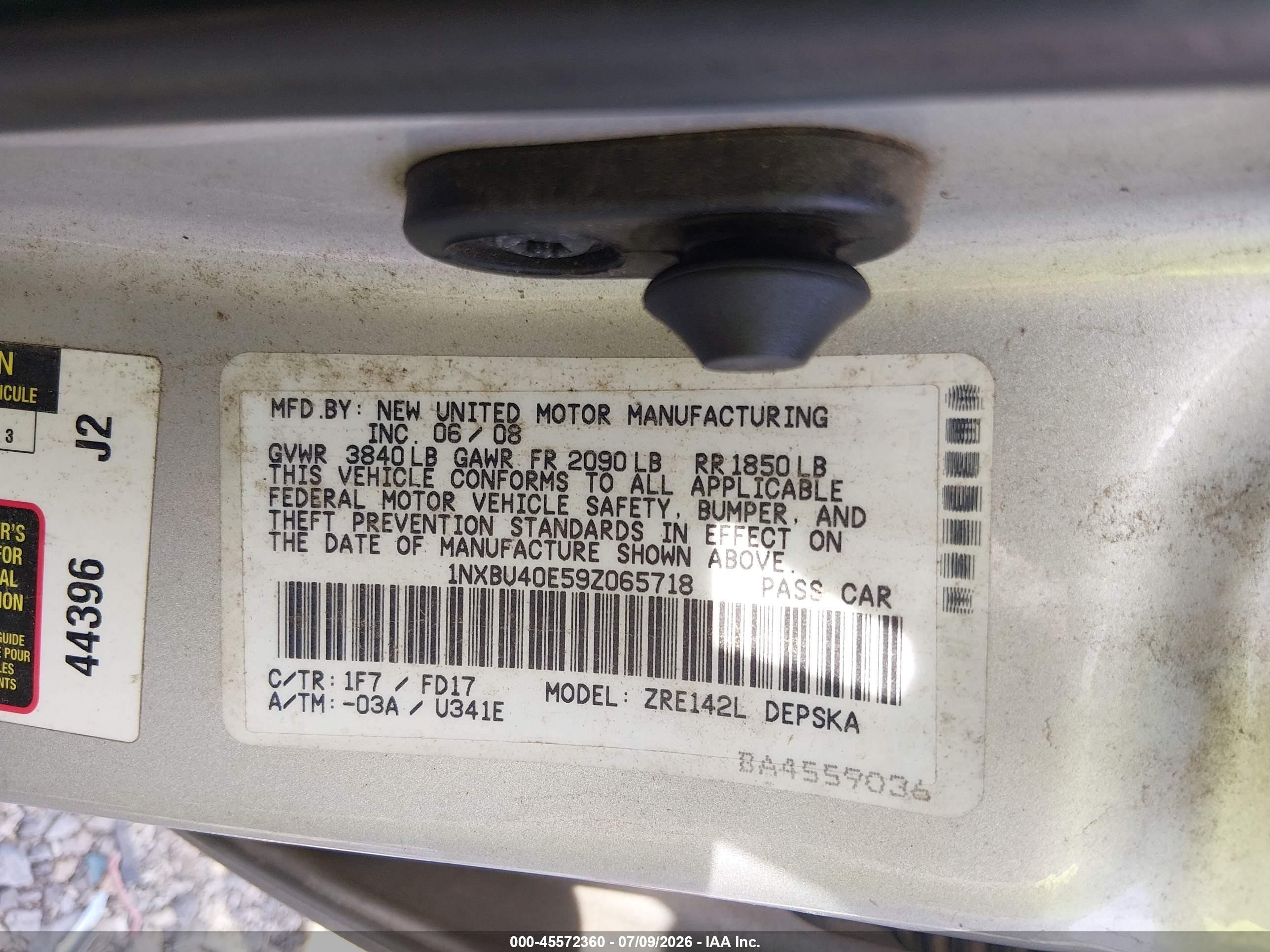 2009 Toyota Corolla S Silver vin: 1NXBU40E59Z065718