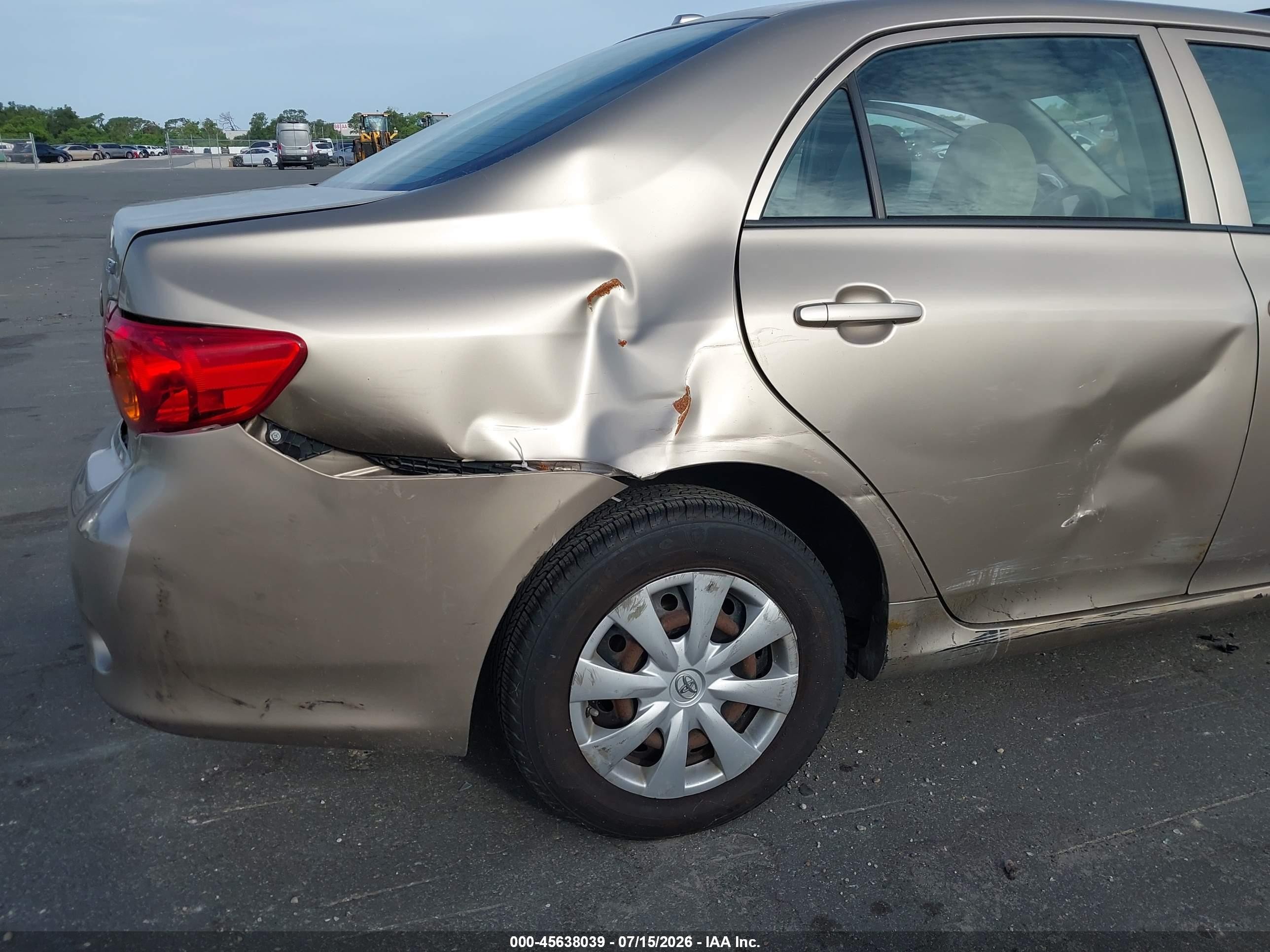 2009 Toyota Corolla Le Gold vin: 1NXBU40E59Z100838