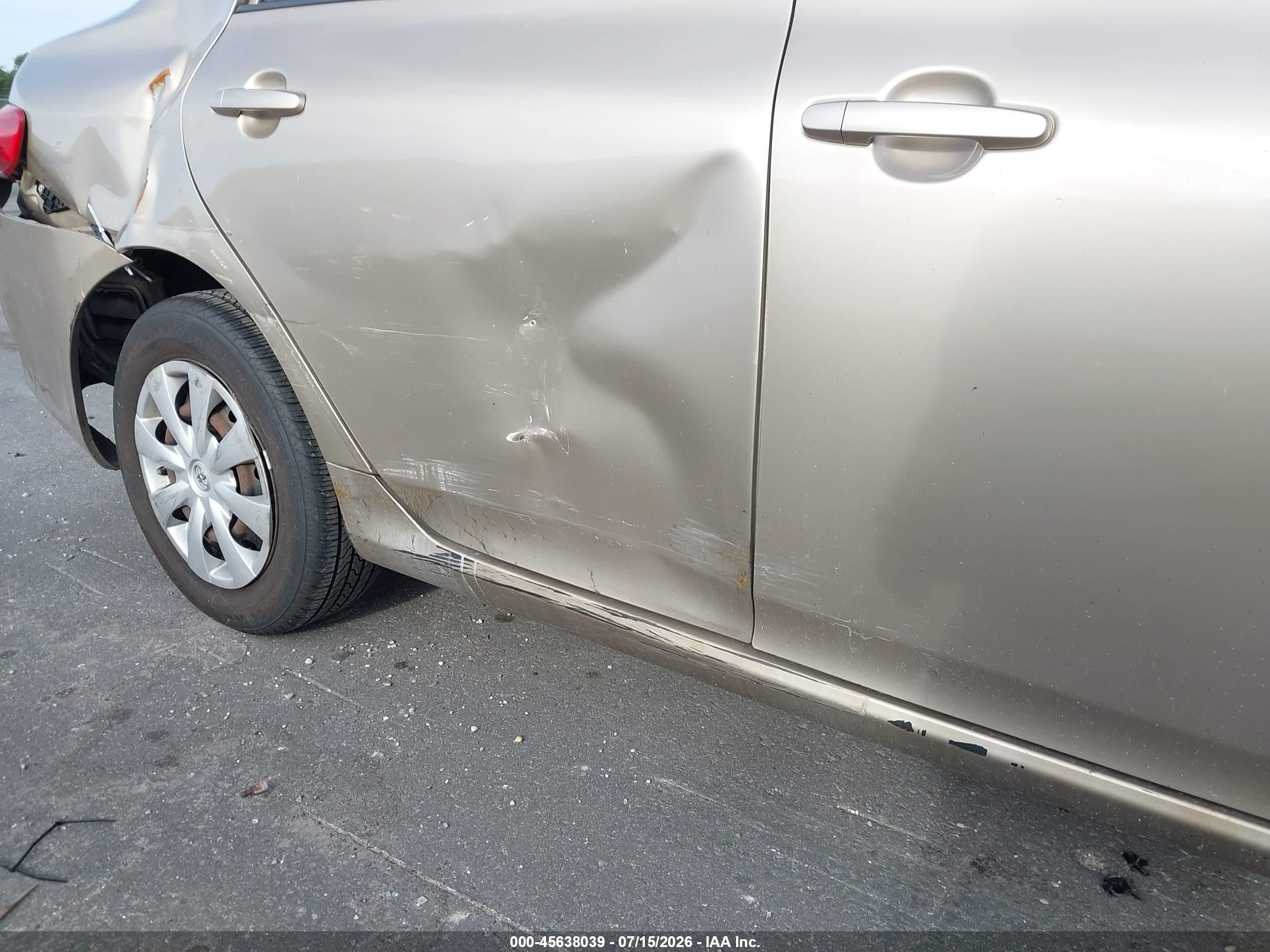 2009 Toyota Corolla Le Gold vin: 1NXBU40E59Z100838