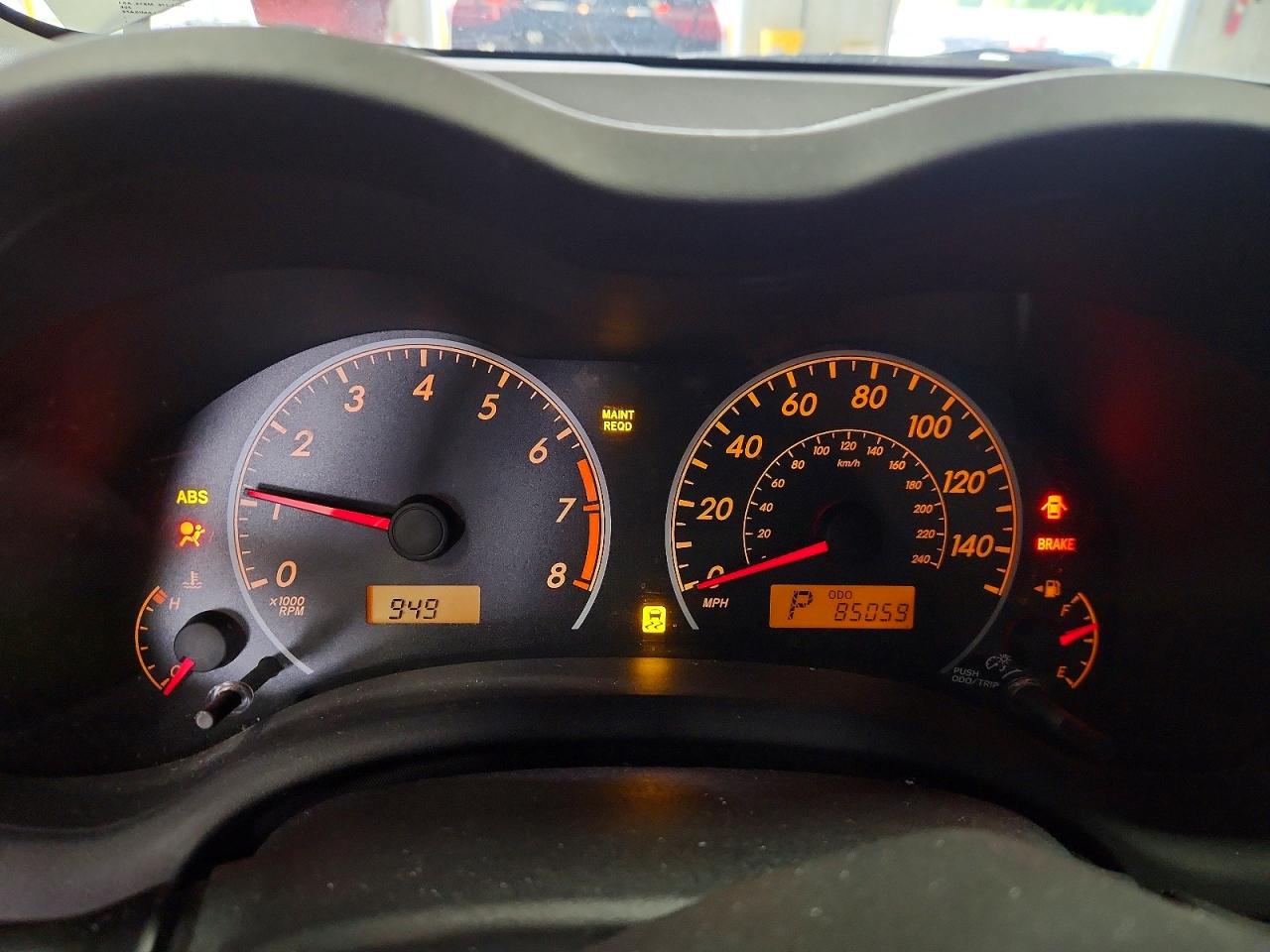 2009 Toyota Corolla S Silver vin: 1NXBU40E59Z110334