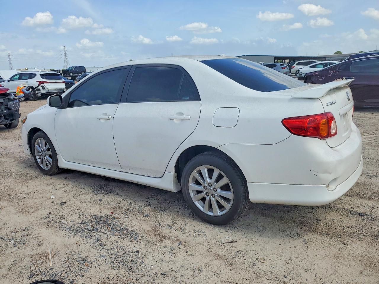 2009 Toyota Corolla S White vin: 1NXBU40E59Z111435