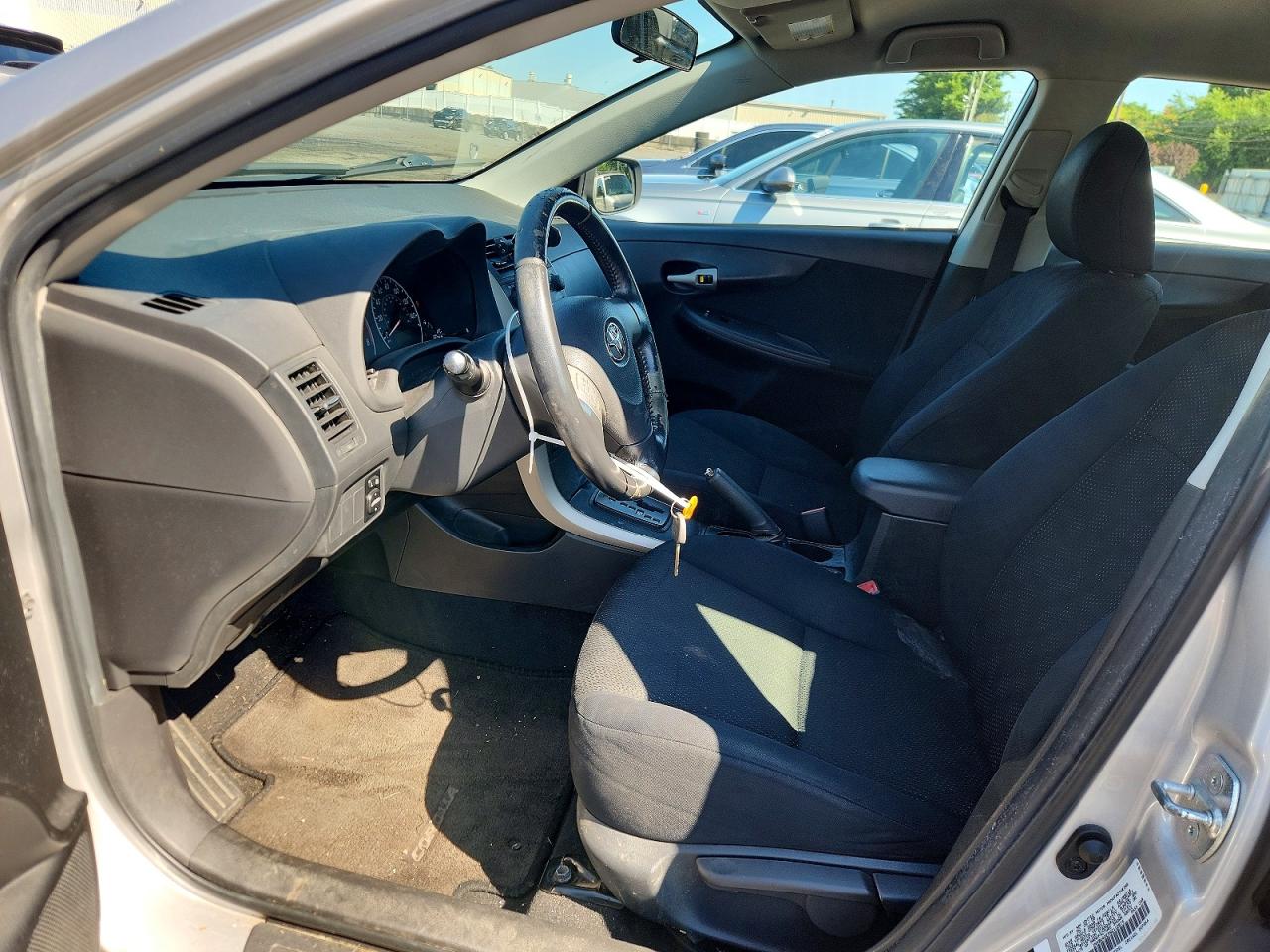 2009 Toyota Corolla S Серебряный vin: 1NXBU40E59Z112875