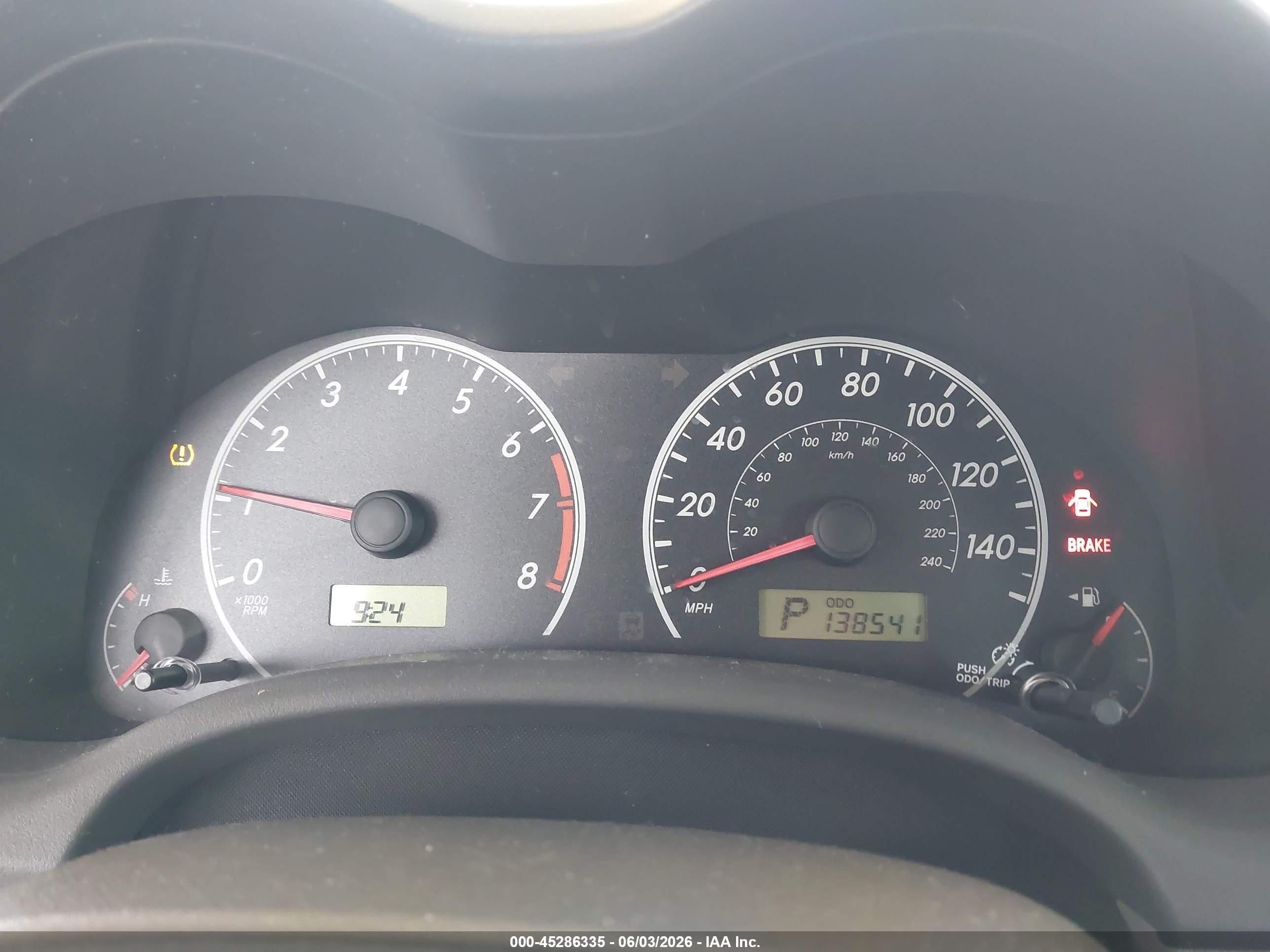 2009 Toyota Corolla Le Silver vin: 1NXBU40E59Z118496