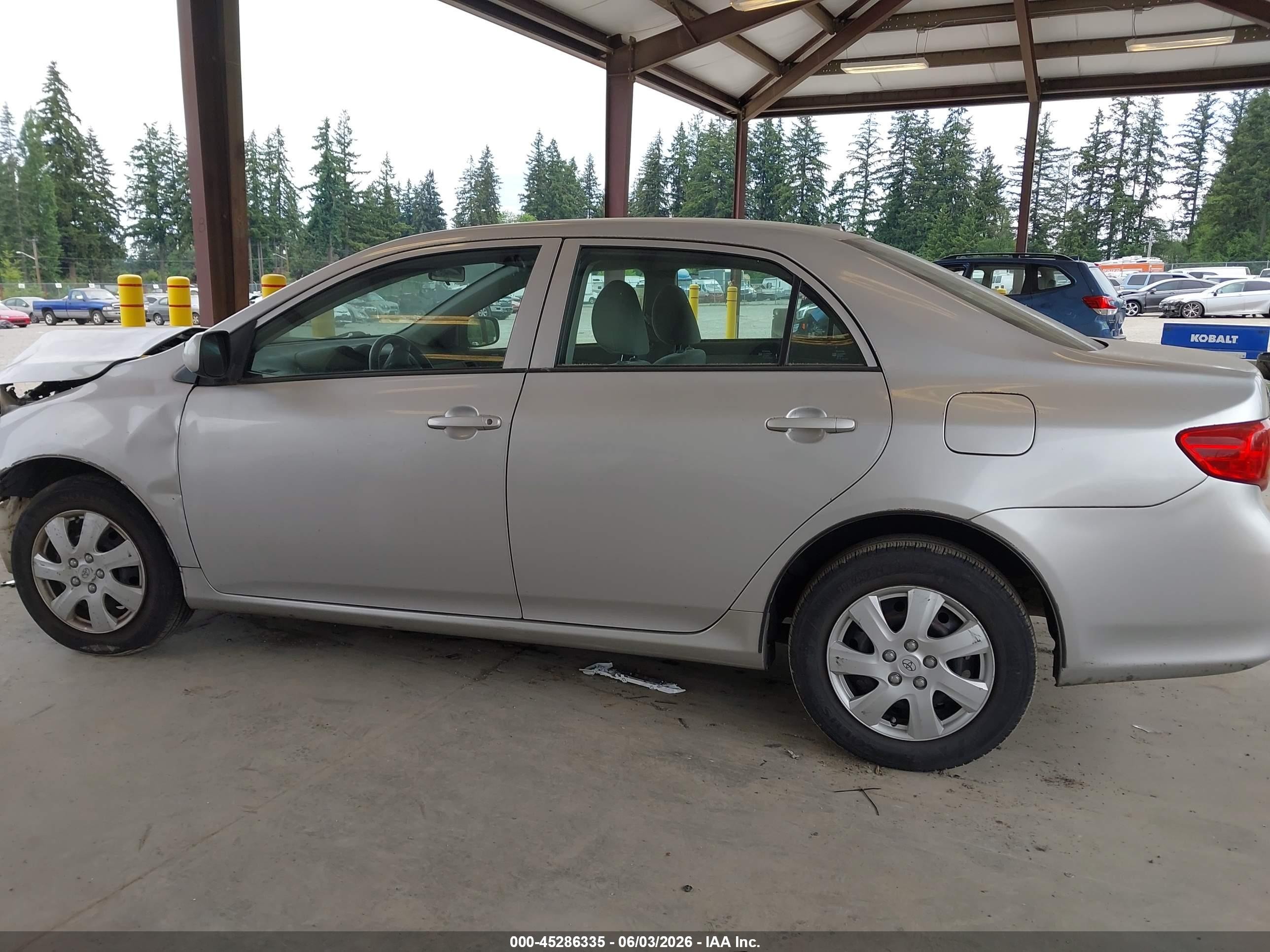 2009 Toyota Corolla Le Silver vin: 1NXBU40E59Z118496