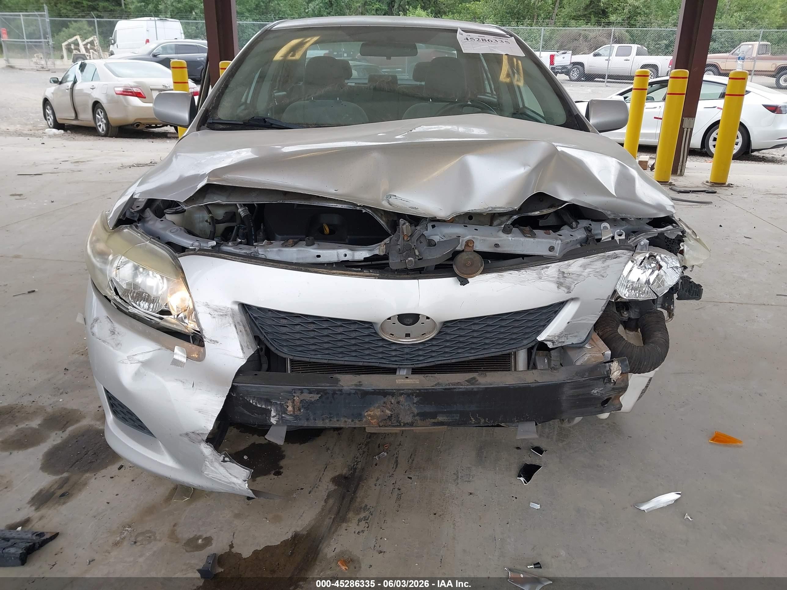 2009 Toyota Corolla Le Silver vin: 1NXBU40E59Z118496